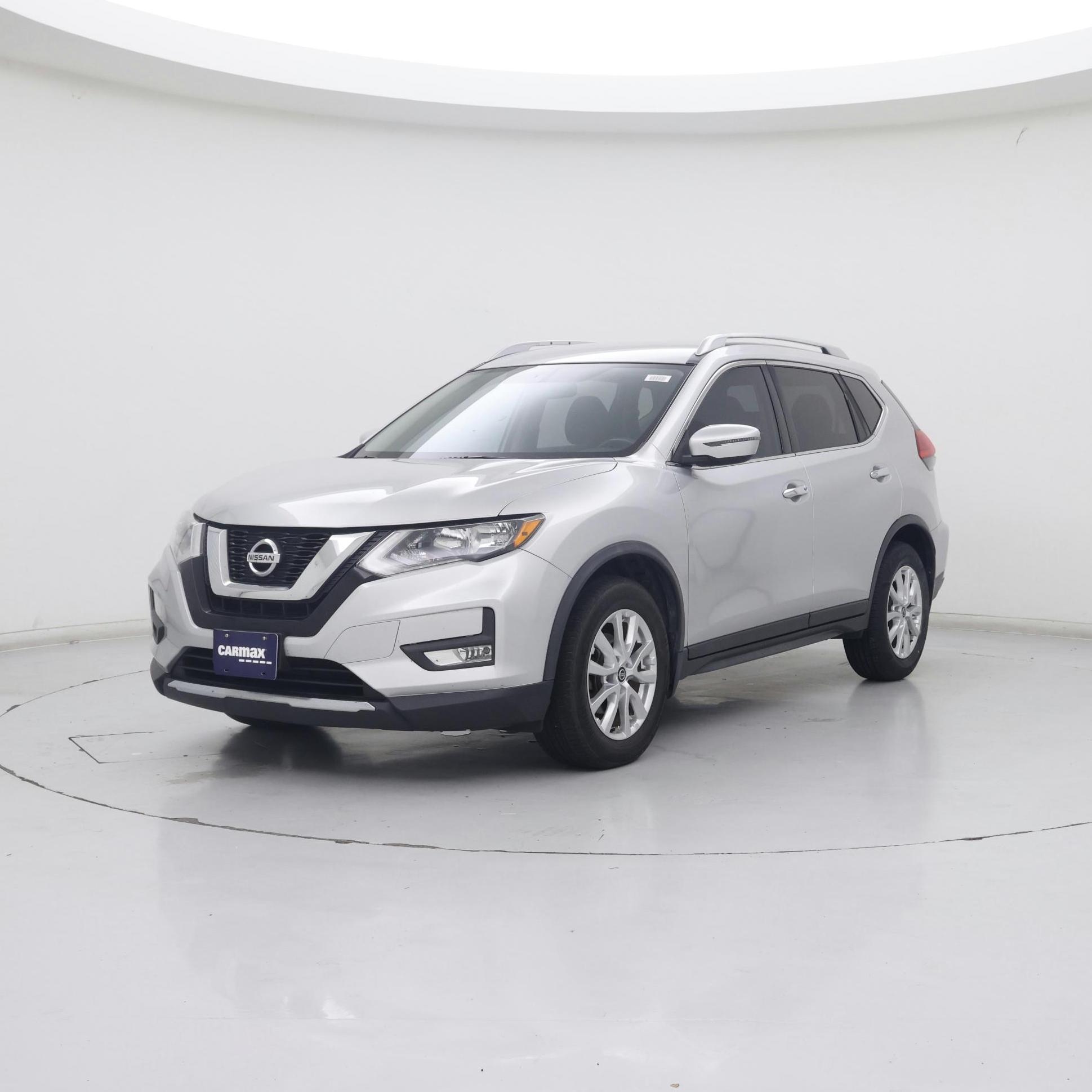 Thumbnail: 2017 Nissan Rogue - 4