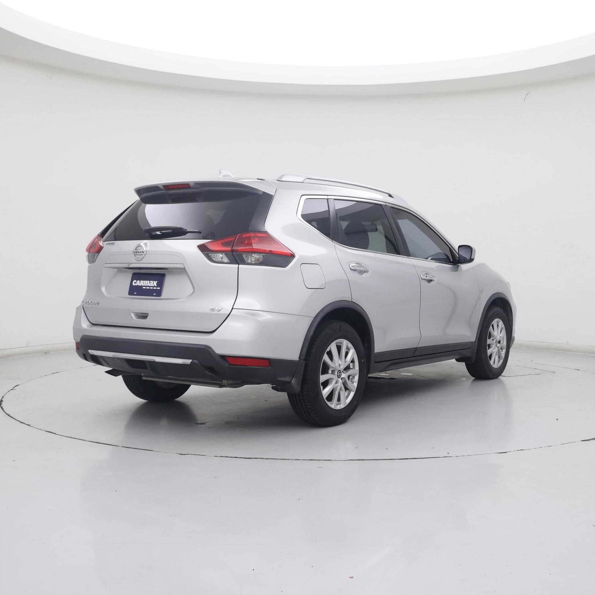 Thumbnail: 2017 Nissan Rogue - 8