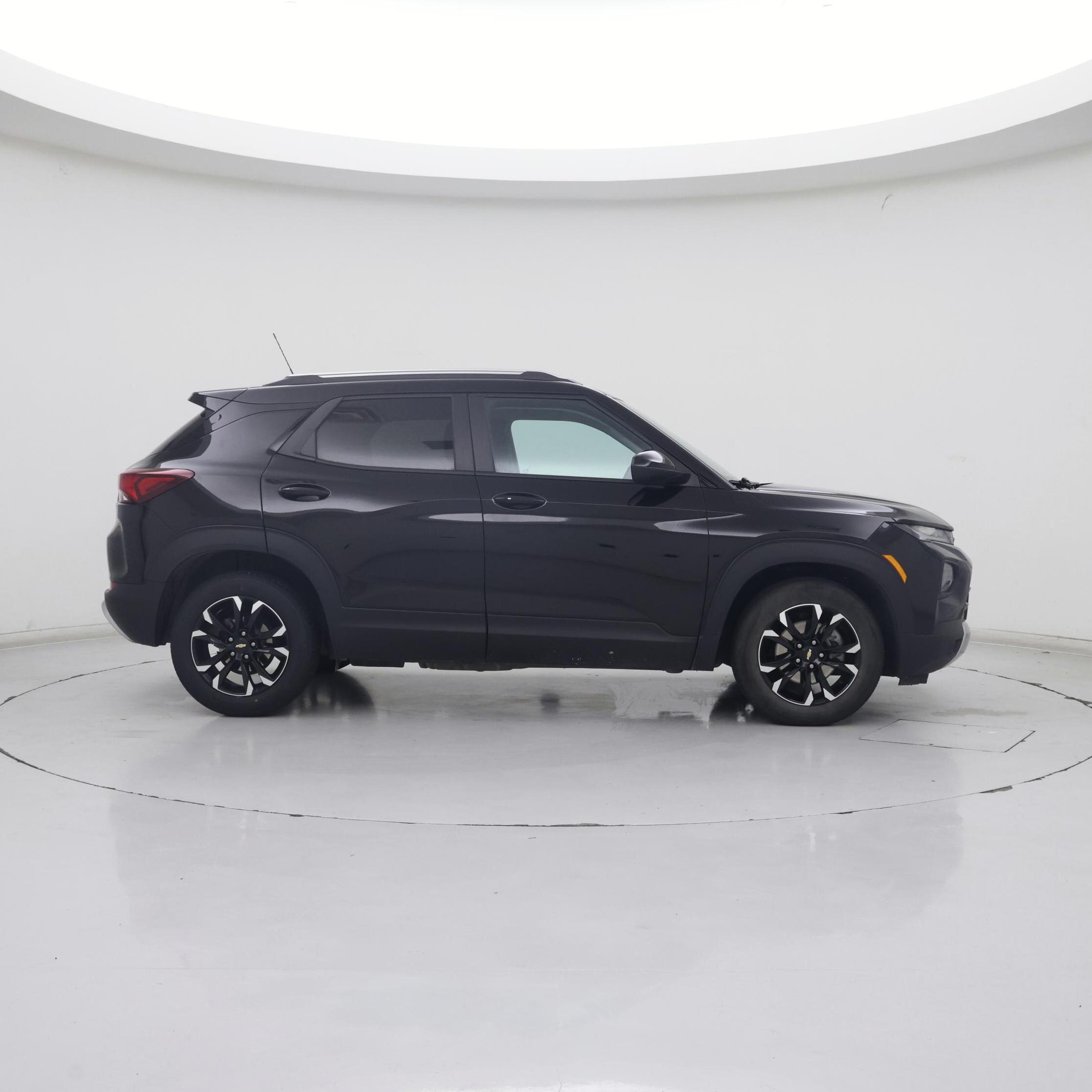 Thumbnail: 2023 Chevrolet TrailBlazer - 7