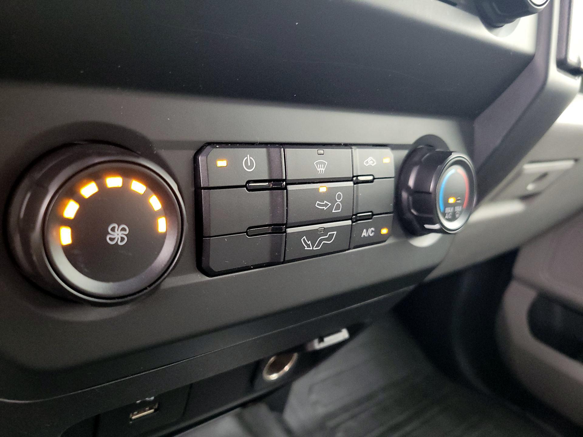 Thumbnail: 2019 Ford F-150 - 16
