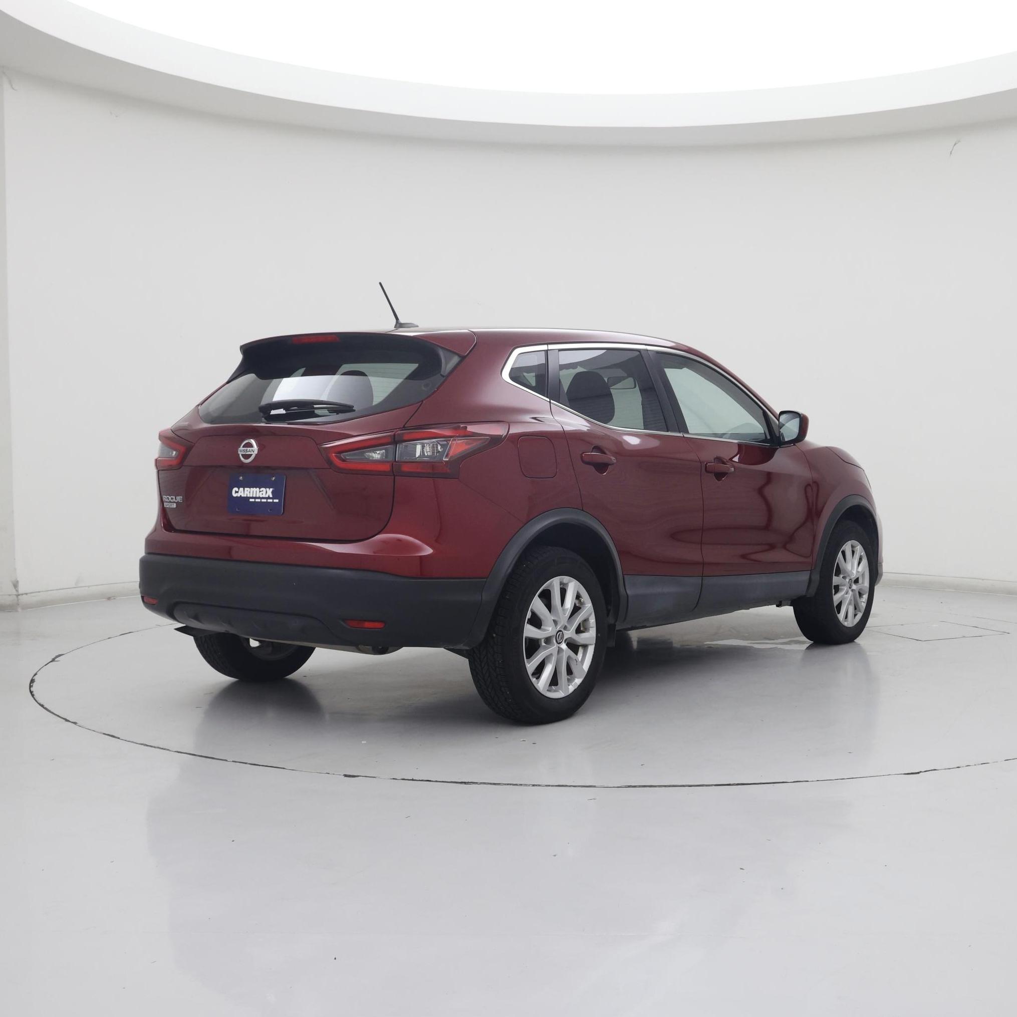 Thumbnail: 2020 Nissan Rogue Sport - 8