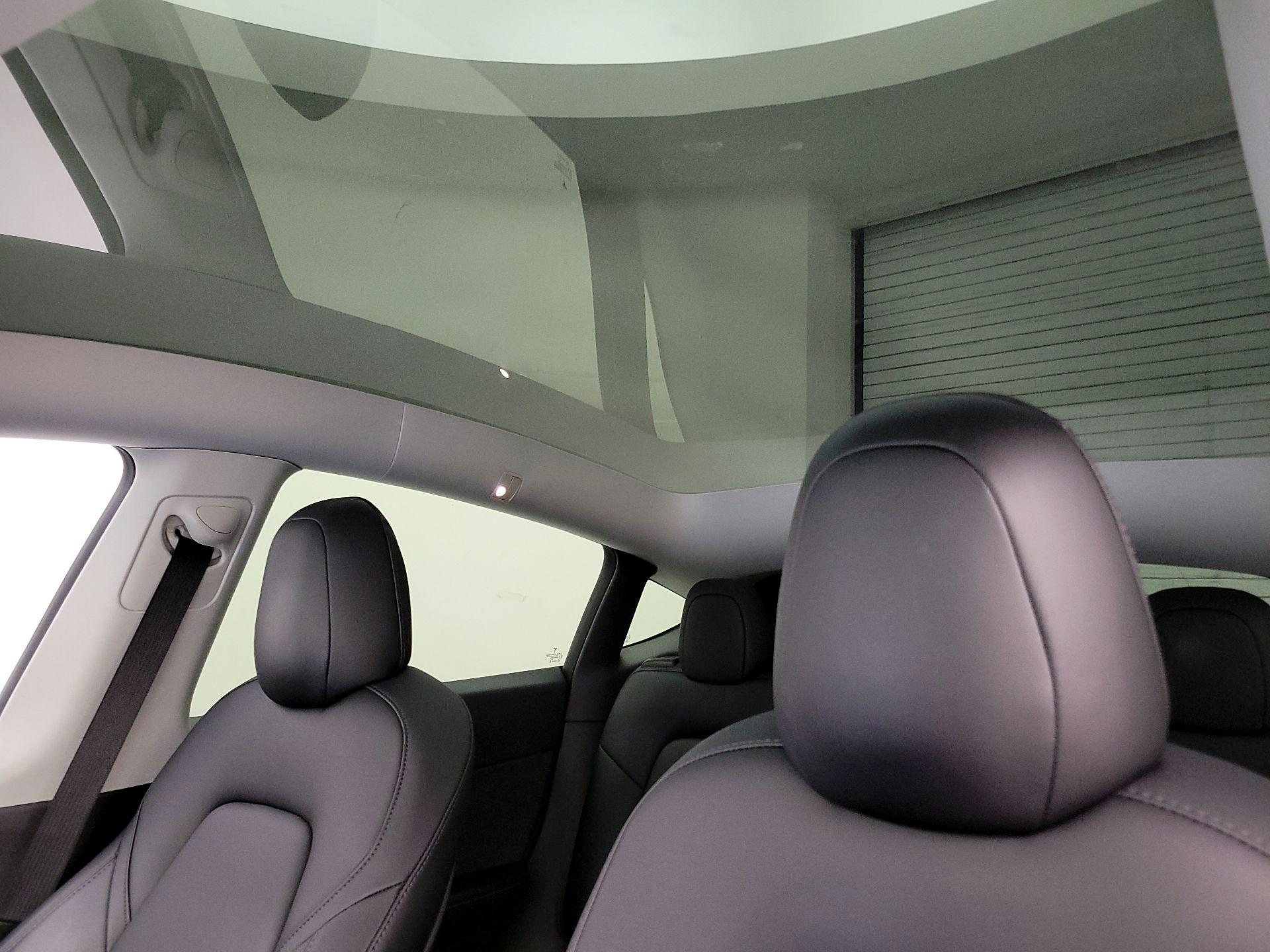 Thumbnail: 2021 Tesla Model Y - 18