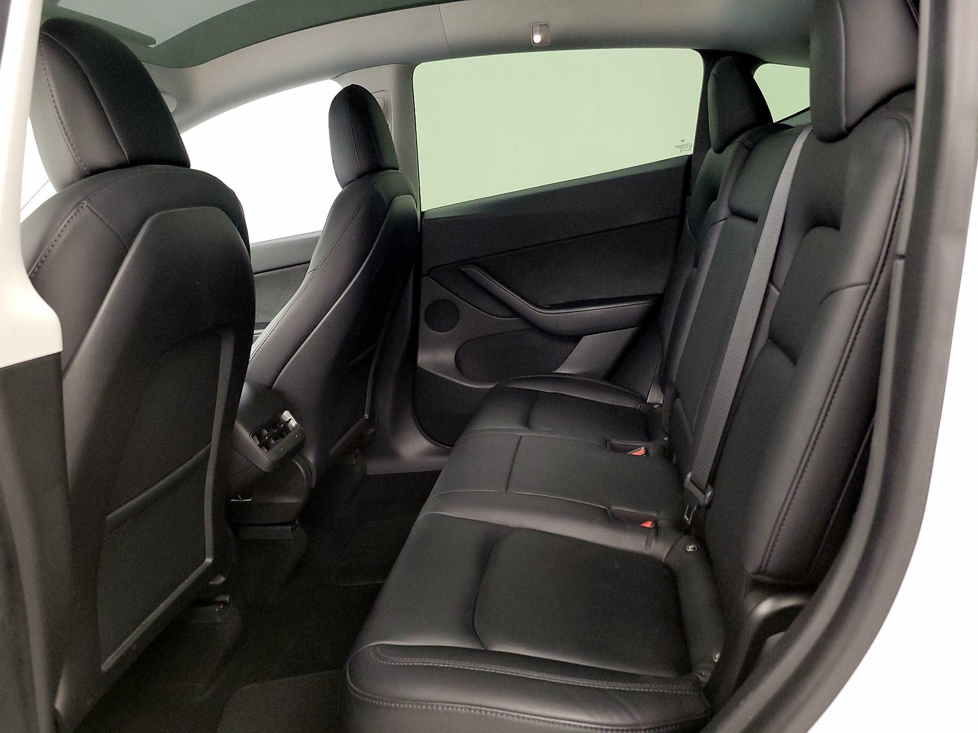 Thumbnail: 2021 Tesla Model Y - 19