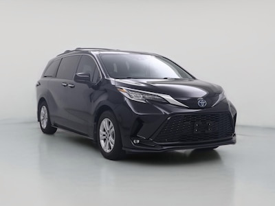 Black 2022 Toyota Sienna Hybrid XSE
