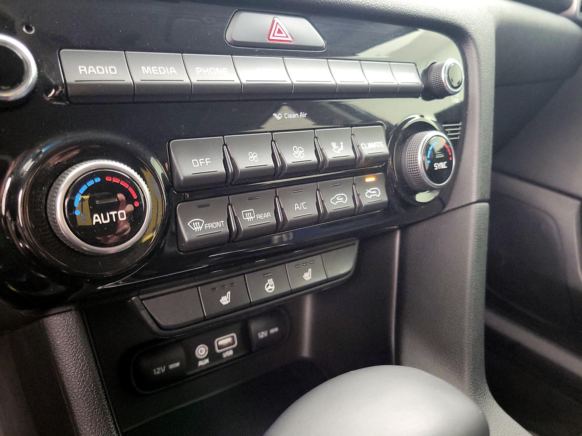 Thumbnail: 2019 Kia Sportage - 16