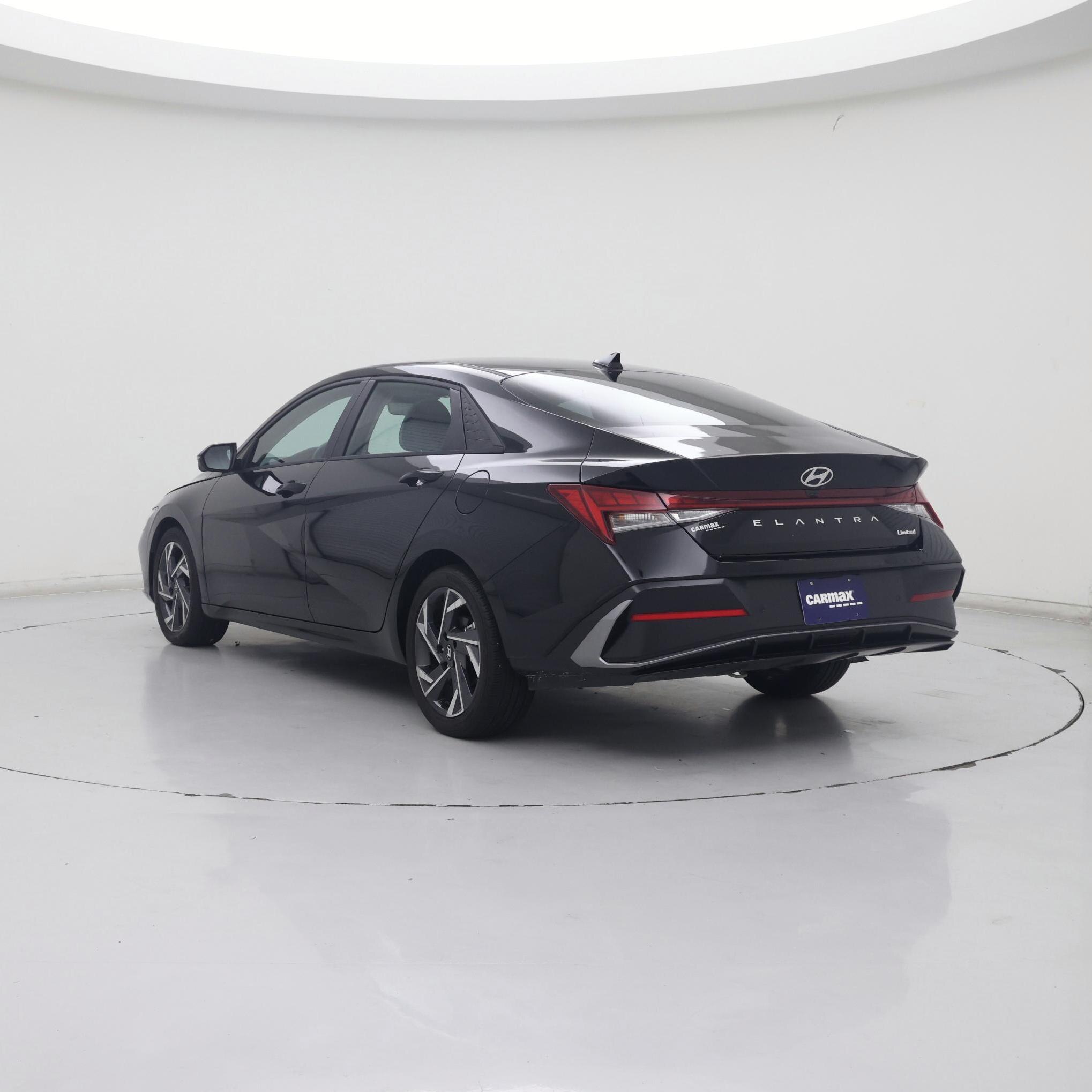 Thumbnail: 2024 Hyundai Elantra - 2