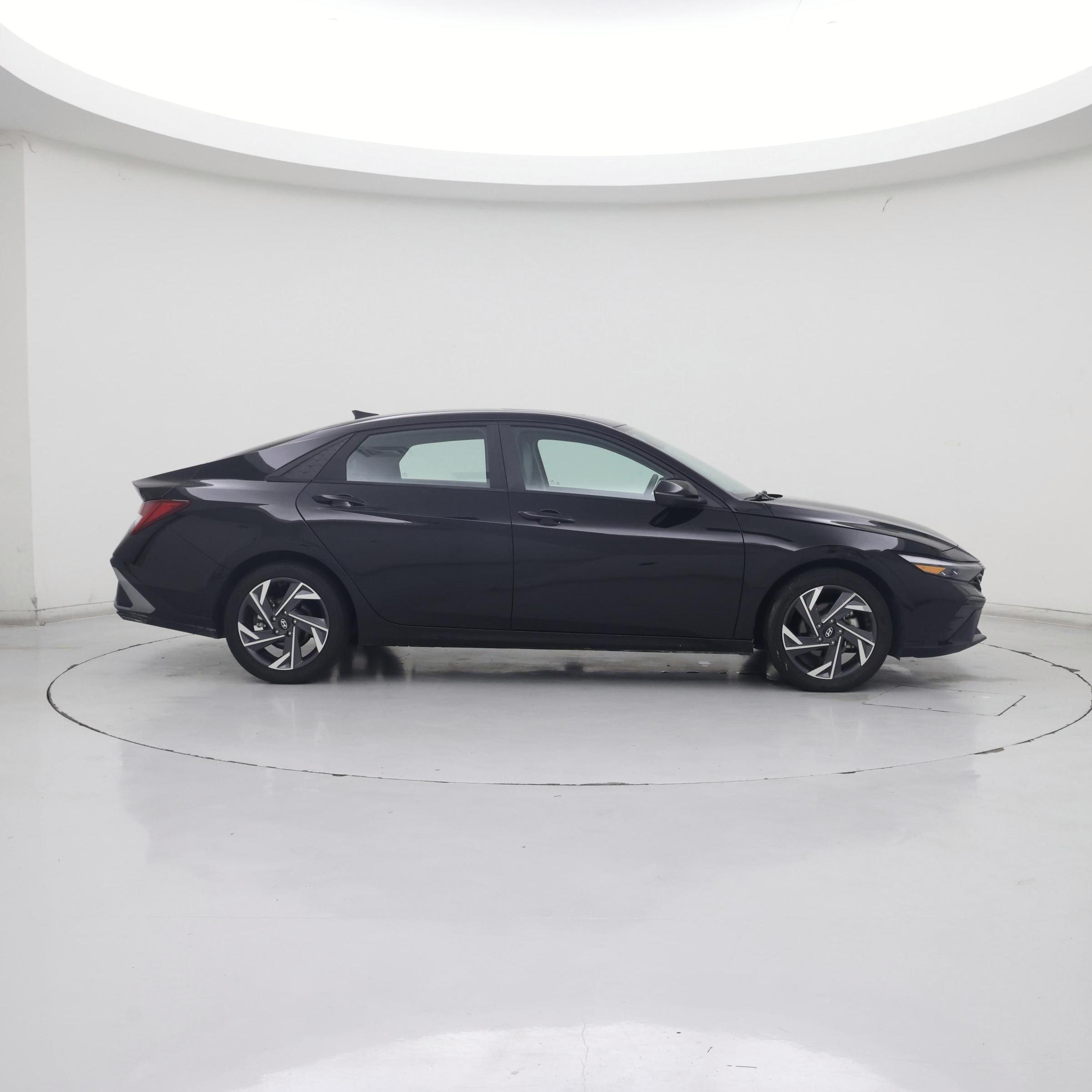 Thumbnail: 2024 Hyundai Elantra - 7