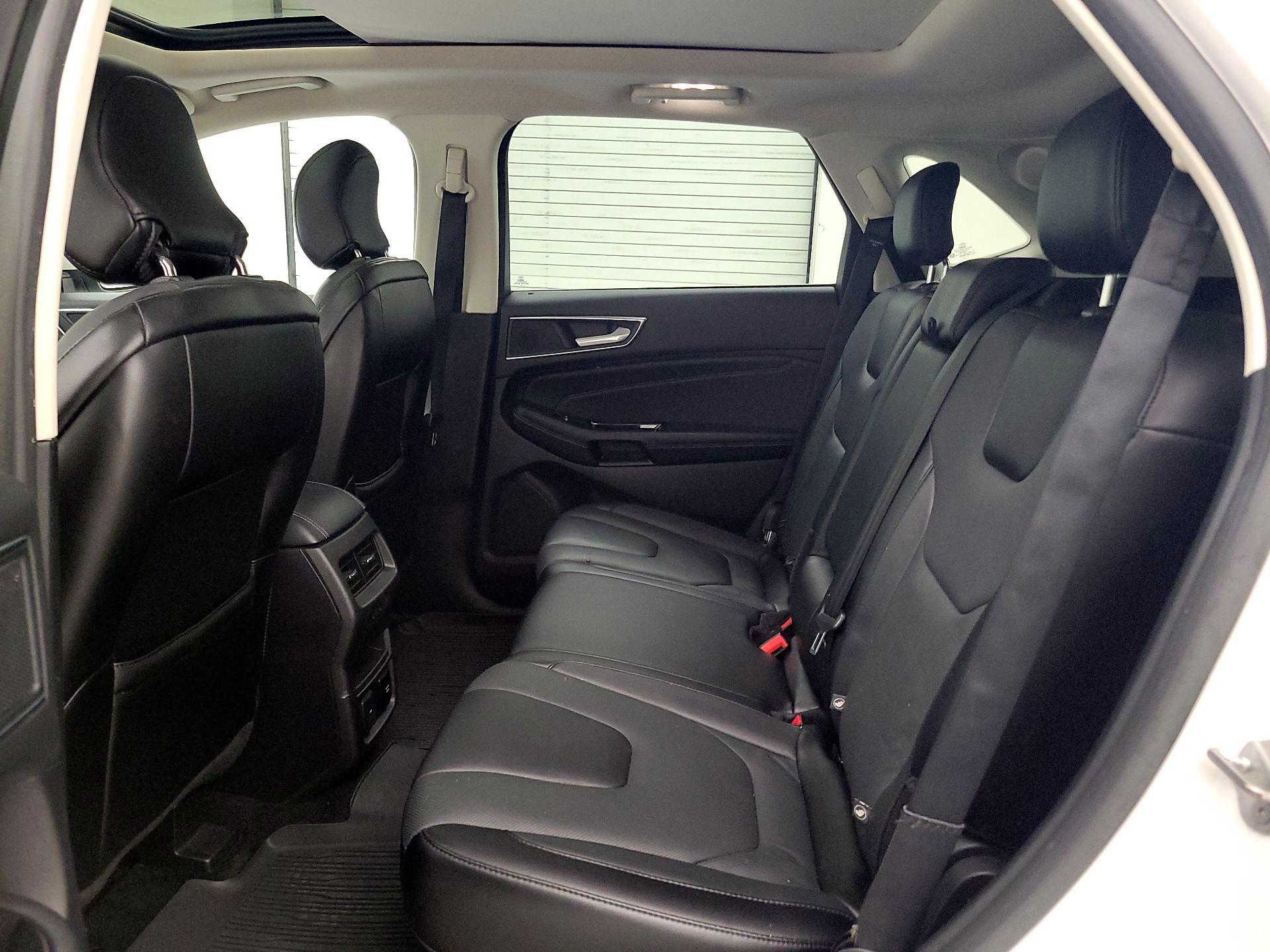 Thumbnail: 2018 Ford Edge - 20