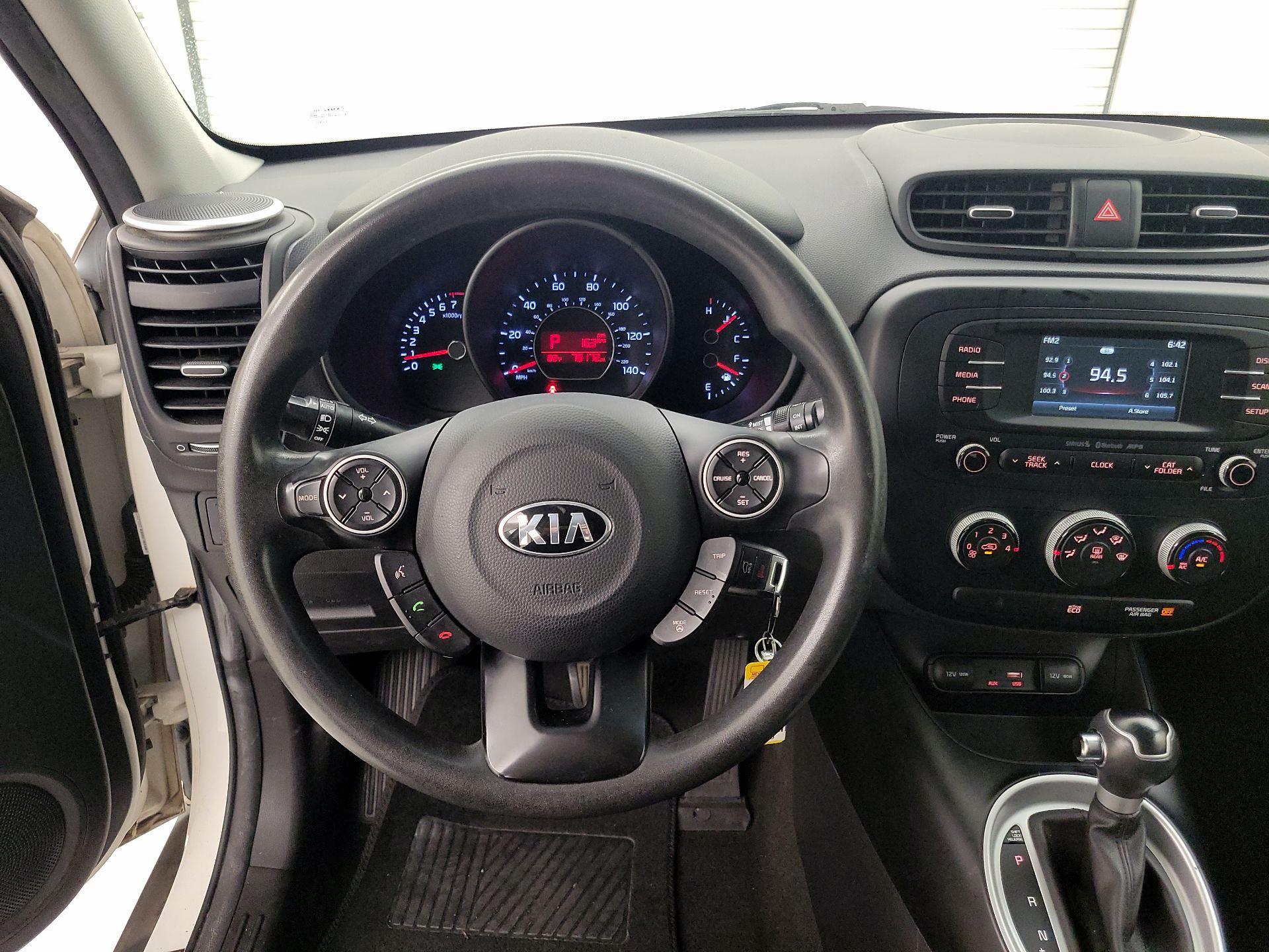 Thumbnail: 2016 Kia Soul - 10