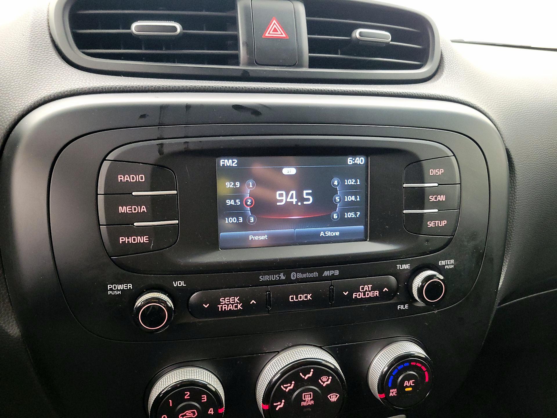 Thumbnail: 2016 Kia Soul - 15