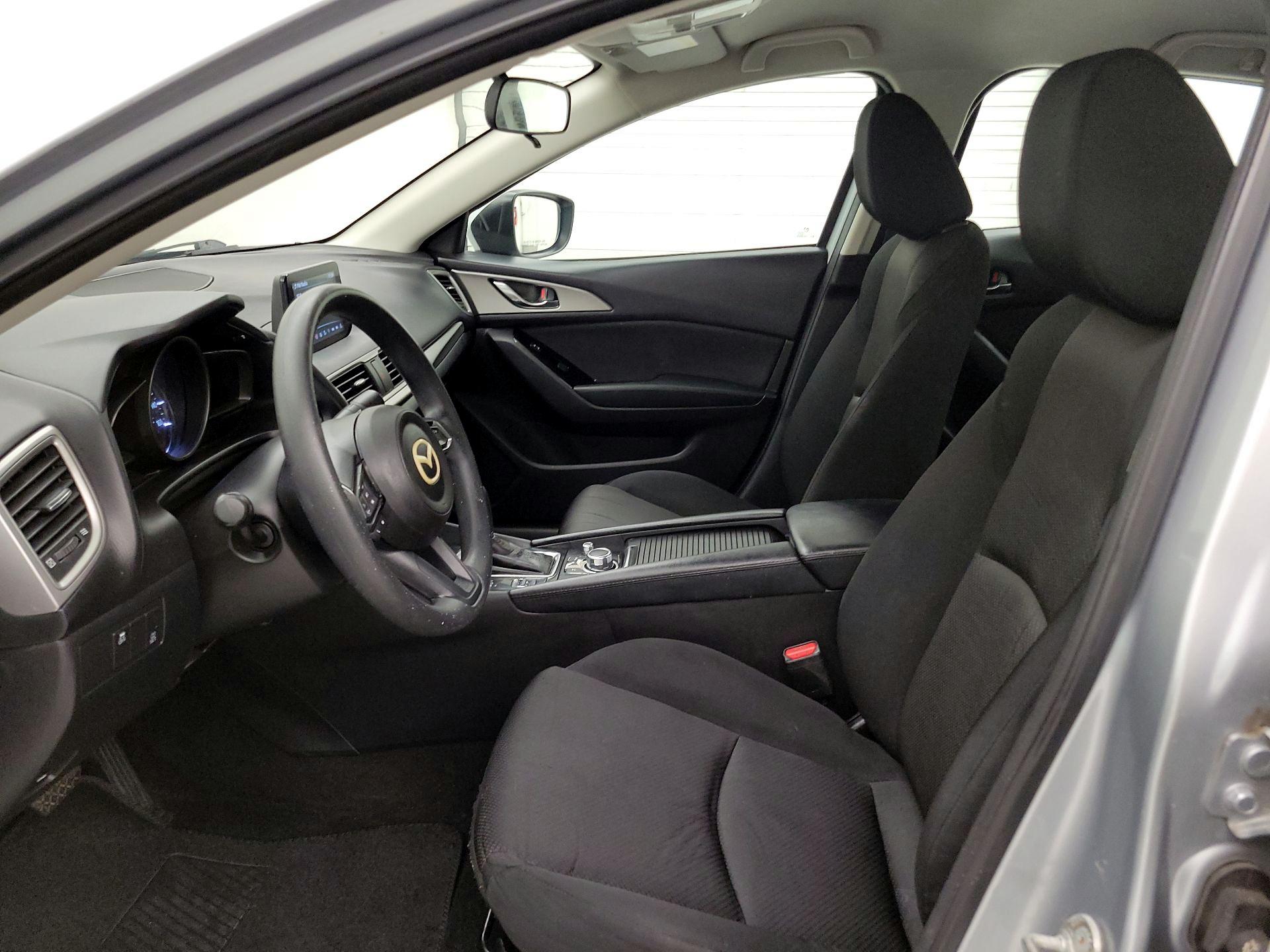 Thumbnail: 2018 Mazda Mazda3 - 11