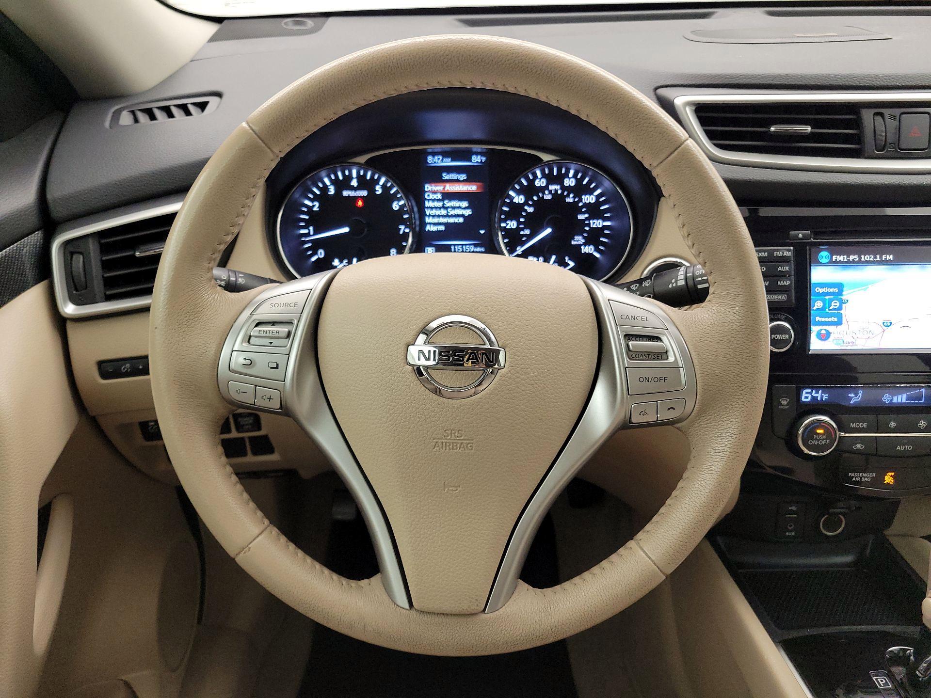 Thumbnail: 2015 Nissan Rogue - 10