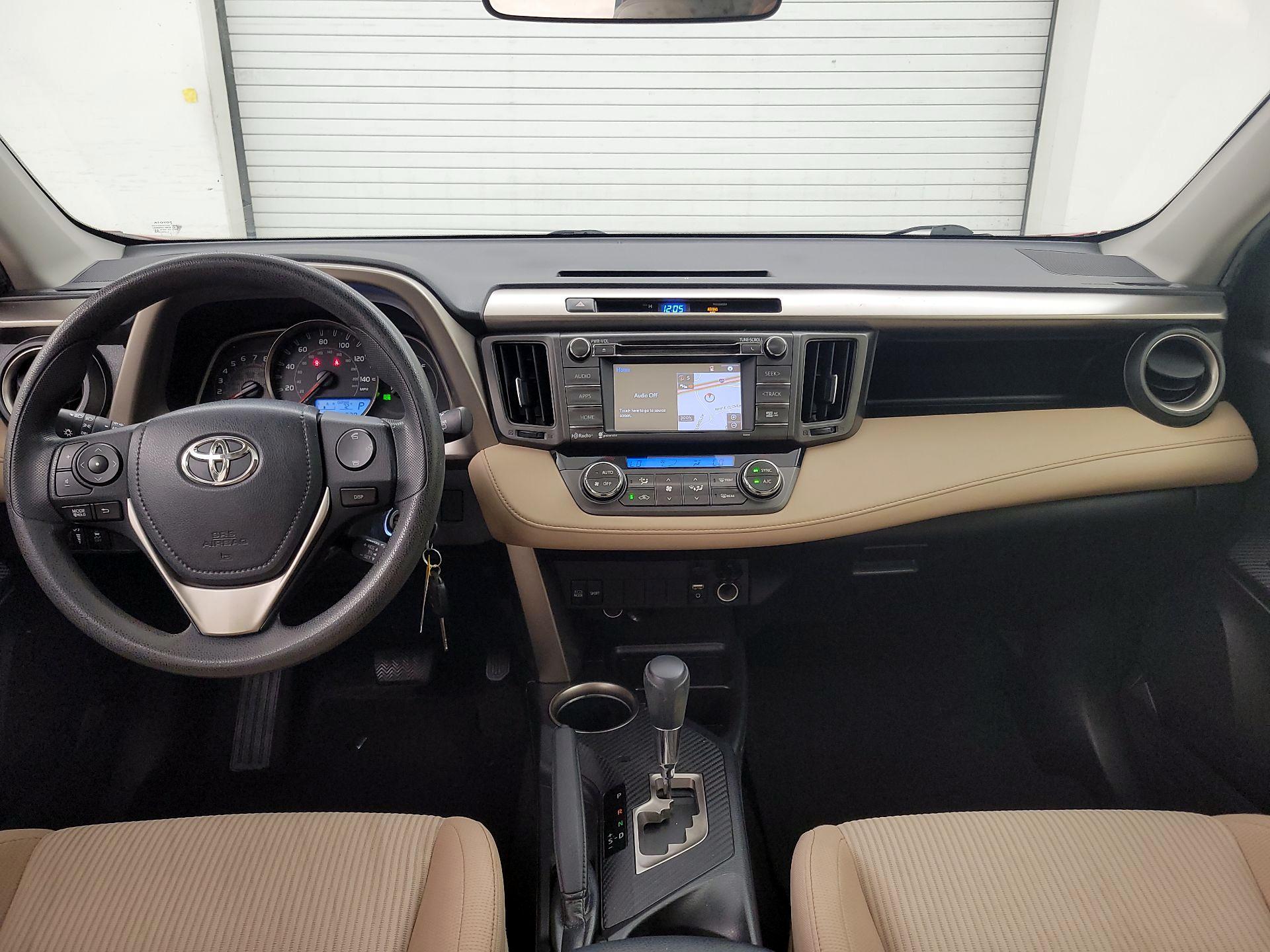 Thumbnail: 2015 Toyota RAV4 - 9