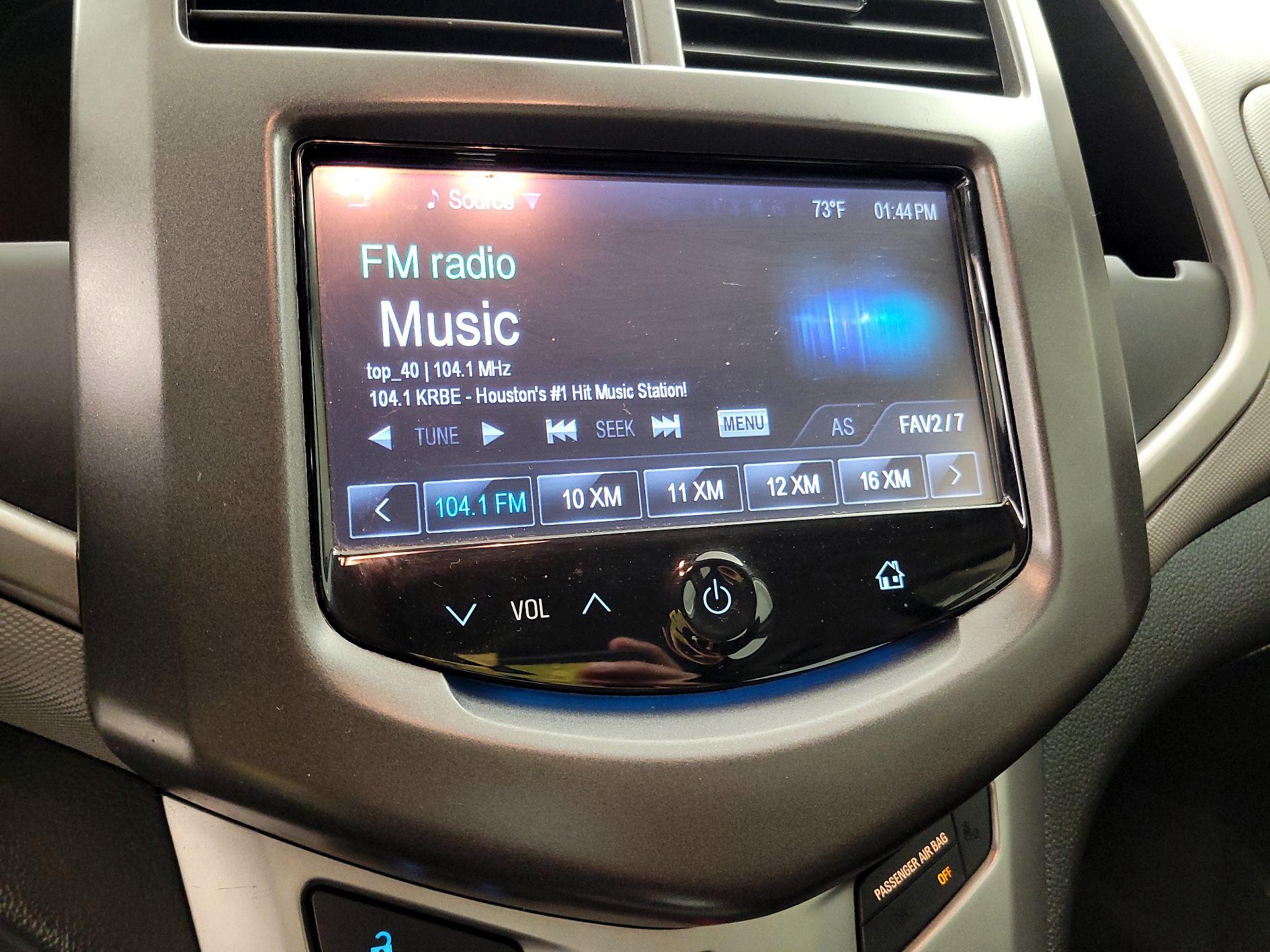 Thumbnail: 2015 Chevrolet Sonic - 15