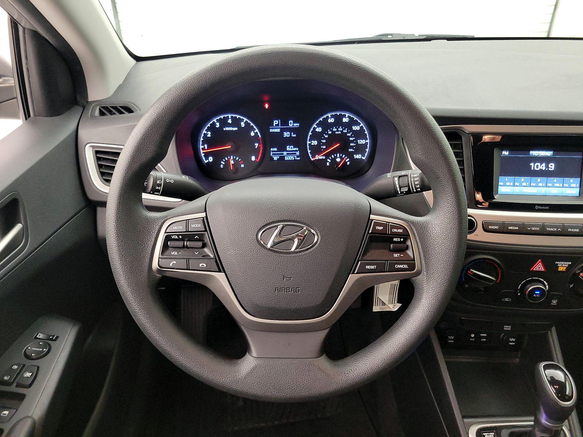 Thumbnail: 2021 Hyundai Accent - 10
