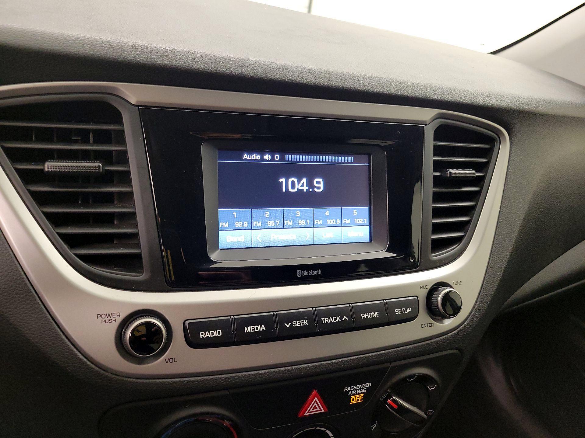Thumbnail: 2021 Hyundai Accent - 15
