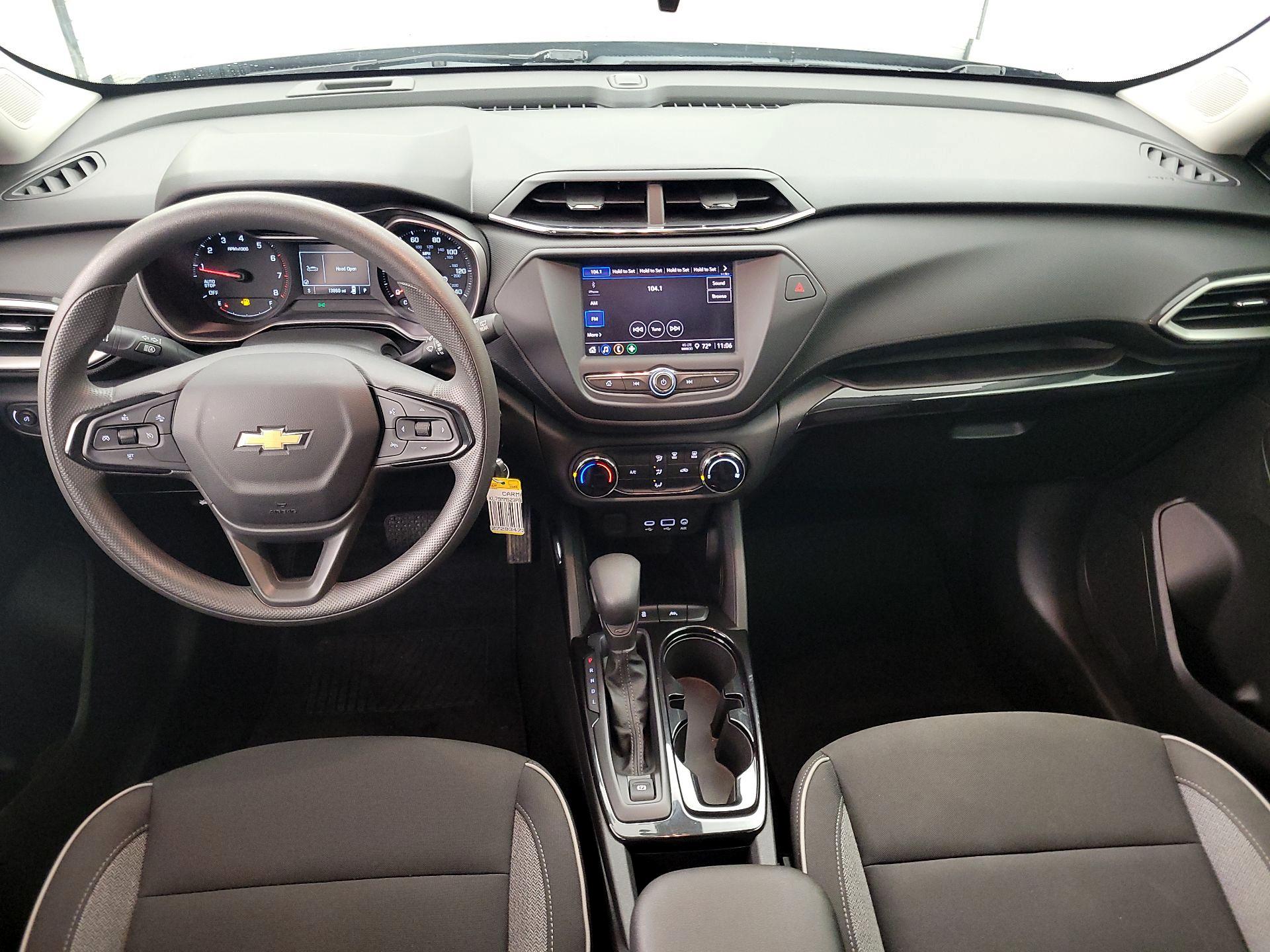 Thumbnail: 2023 Chevrolet TrailBlazer - 9