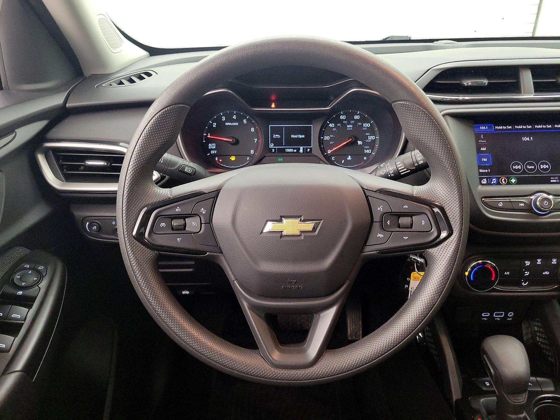 Thumbnail: 2023 Chevrolet TrailBlazer - 10