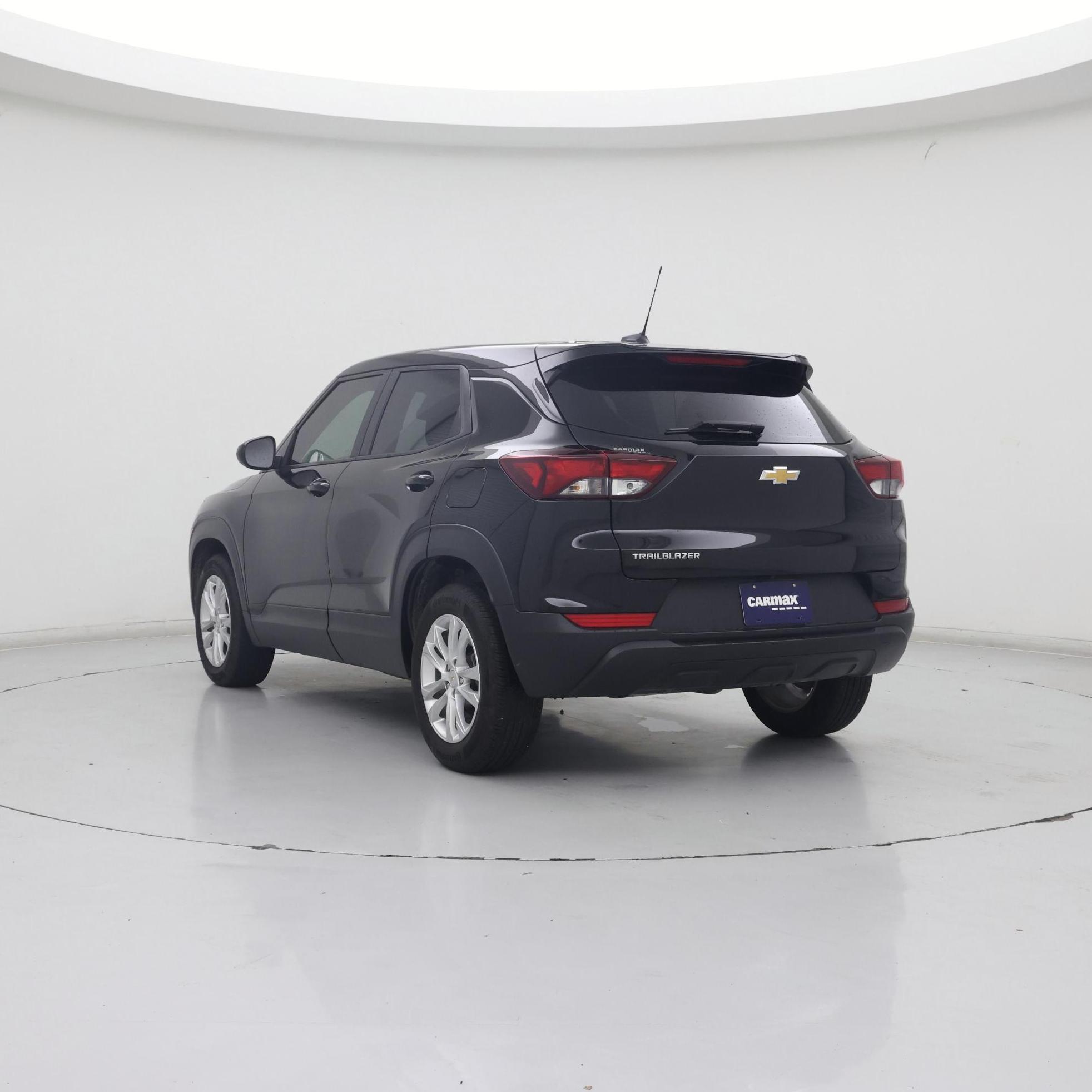 Thumbnail: 2023 Chevrolet TrailBlazer - 2