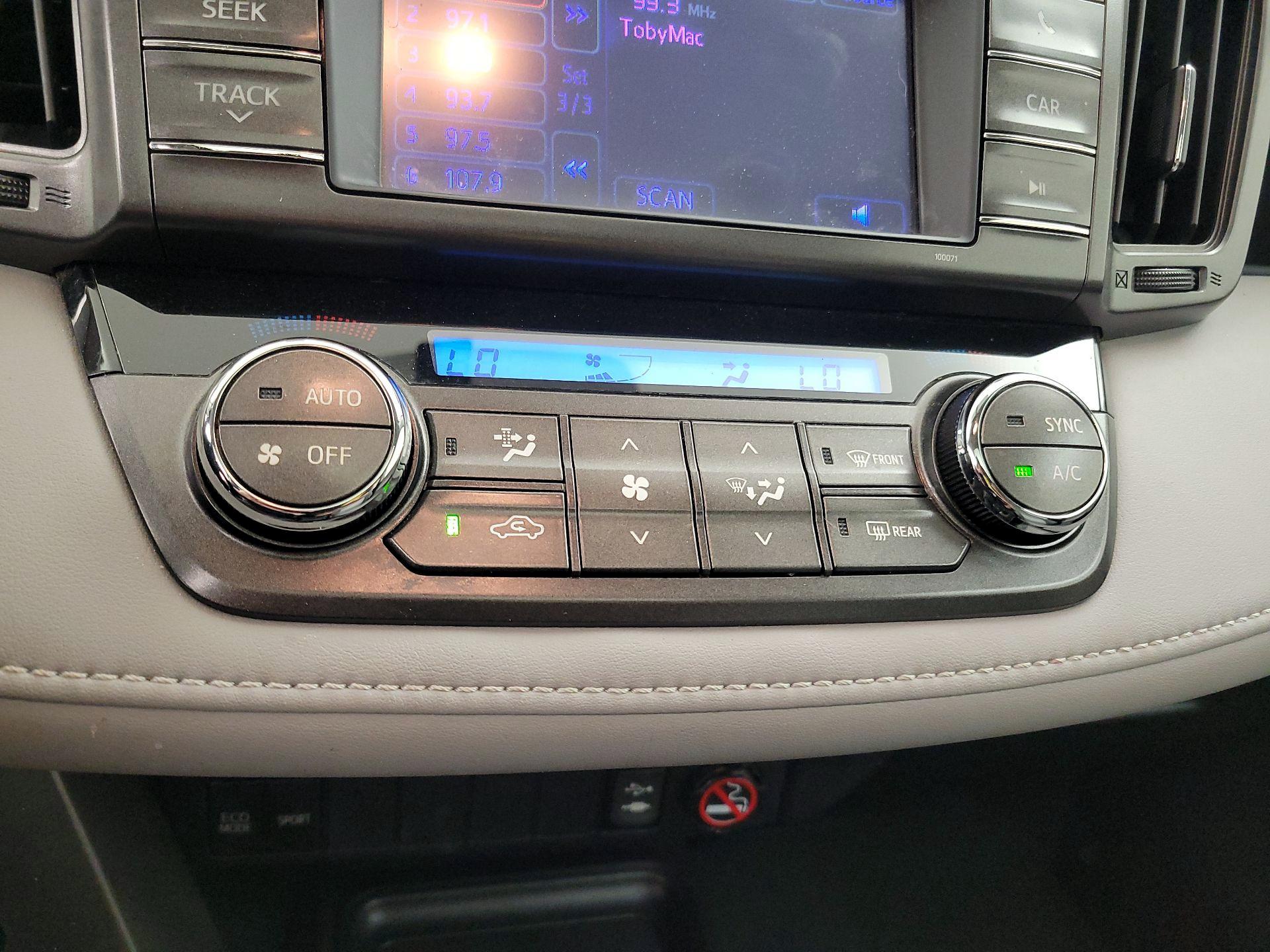Thumbnail: 2013 Toyota RAV4 - 16