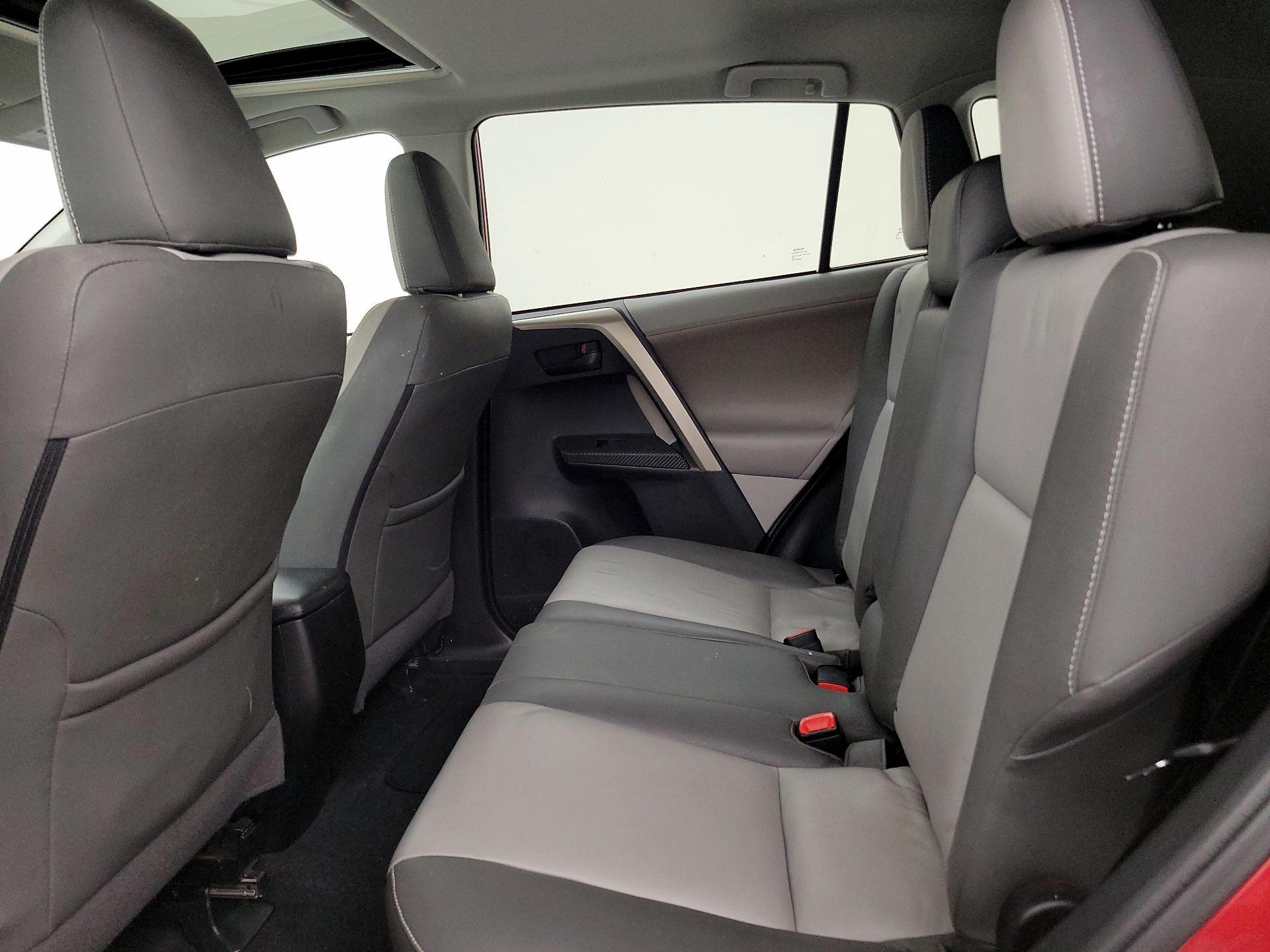 Thumbnail: 2013 Toyota RAV4 - 20