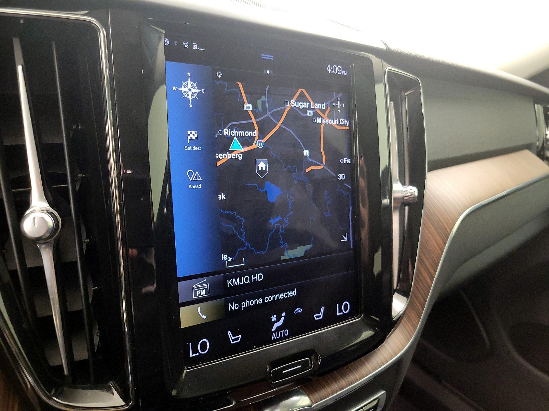 Thumbnail: 2021 Volvo XC60 - 14
