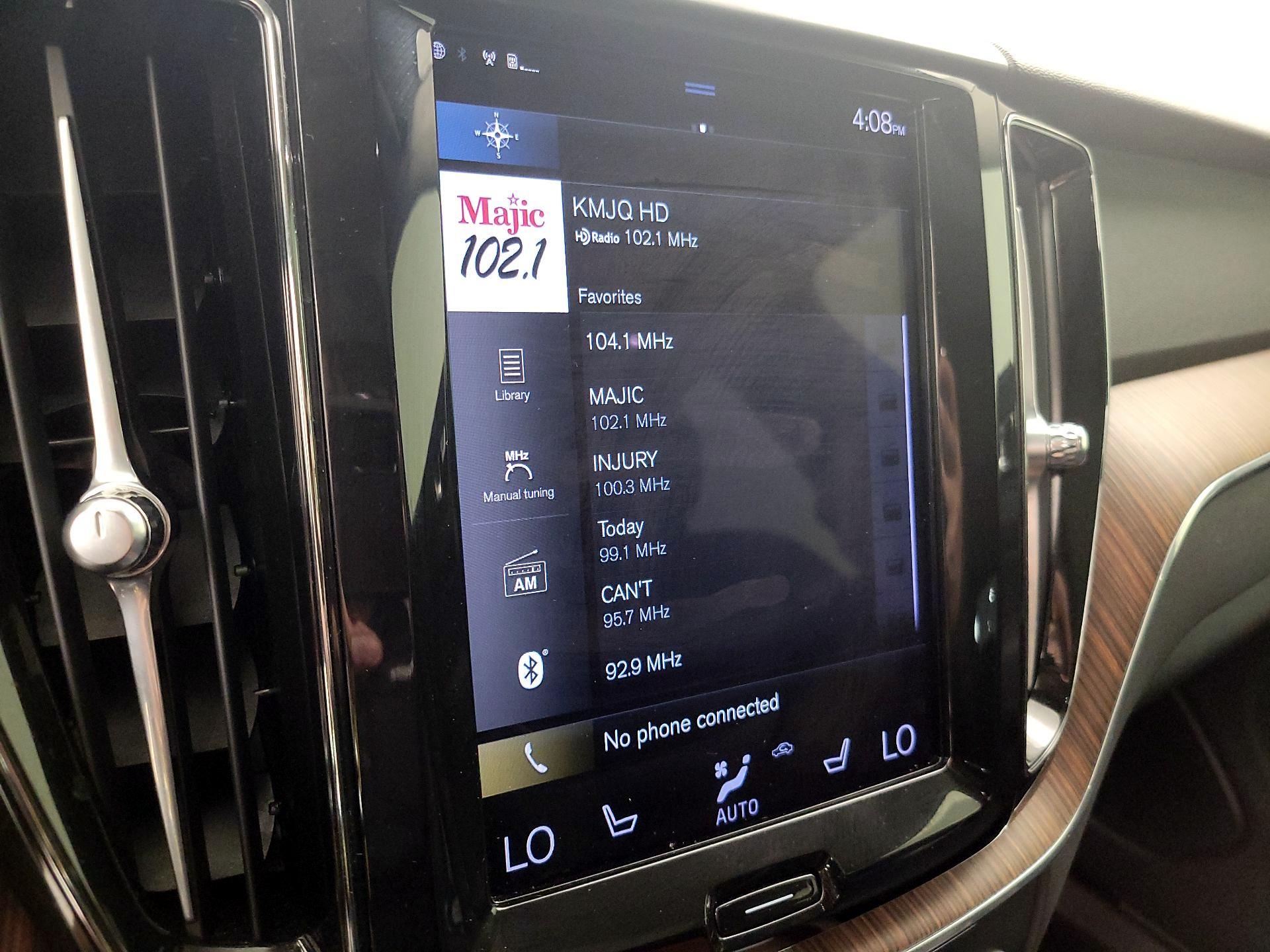 Thumbnail: 2021 Volvo XC60 - 16