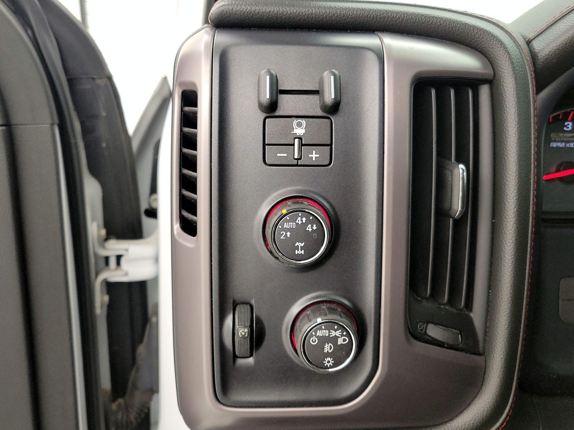 Thumbnail: 2016 GMC Sierra 1500 - 13