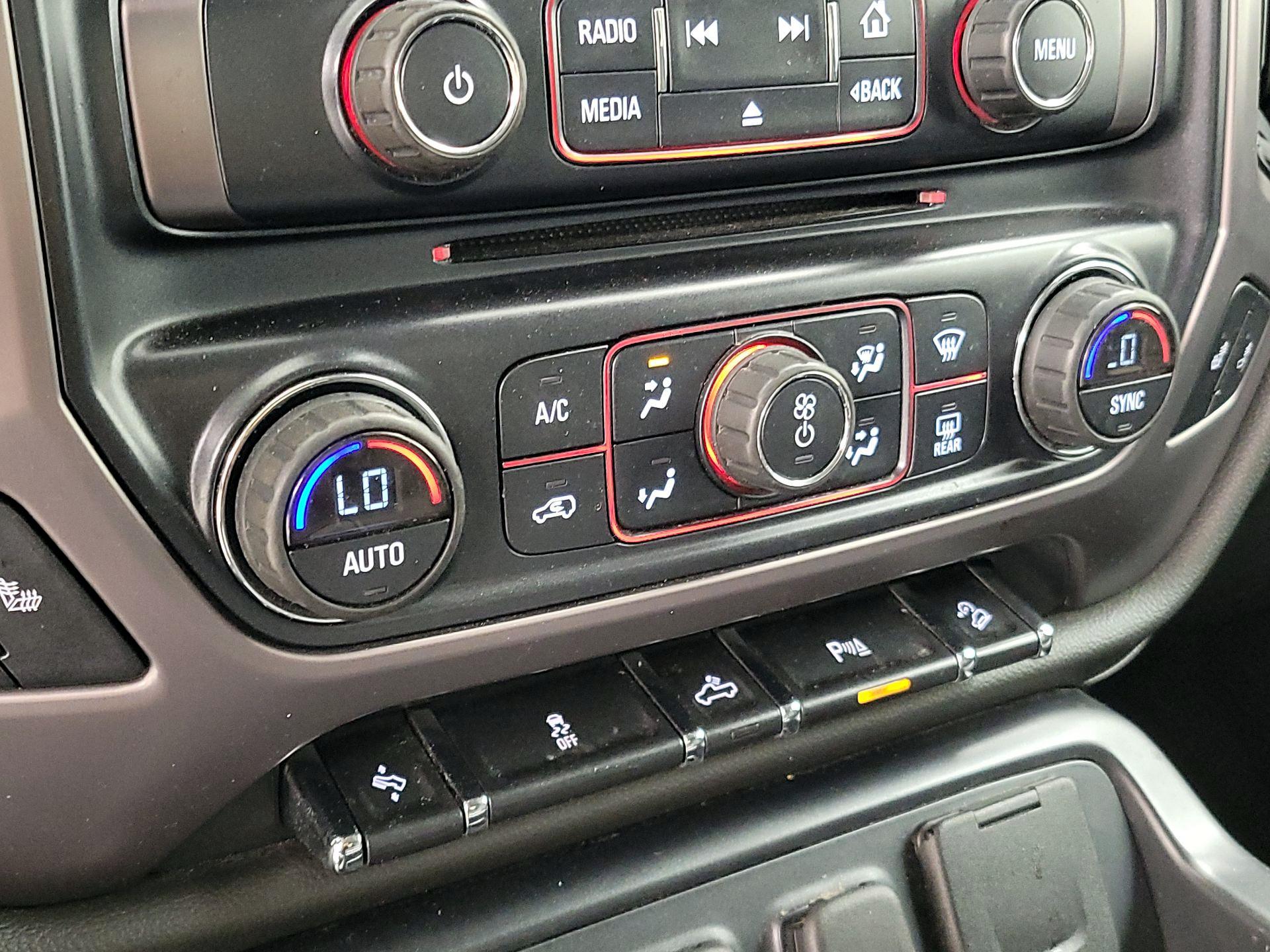 Thumbnail: 2016 GMC Sierra 1500 - 16
