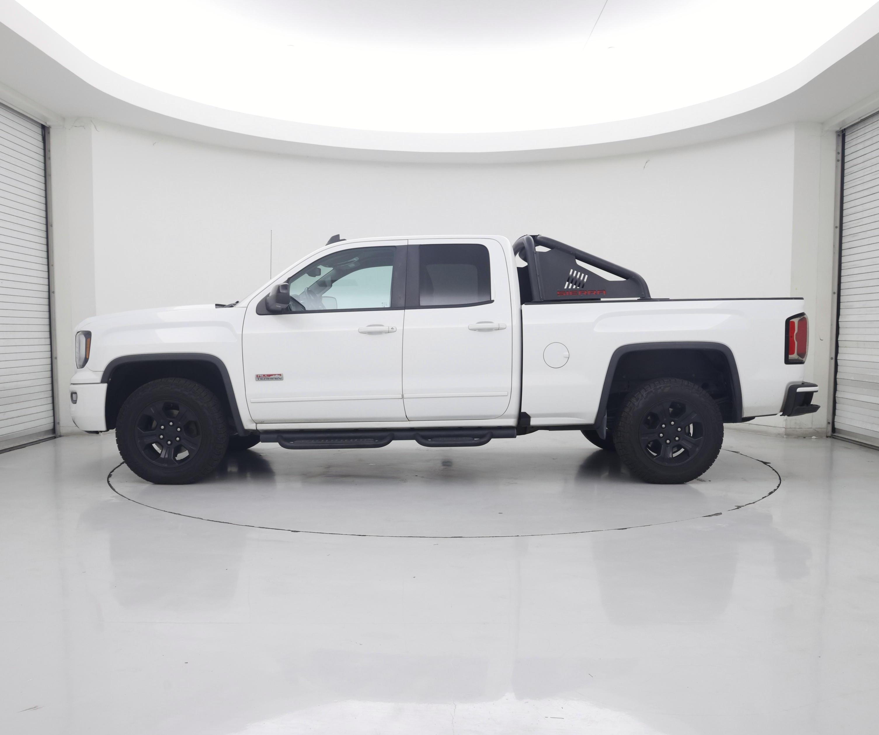 Thumbnail: 2016 GMC Sierra 1500 - 3