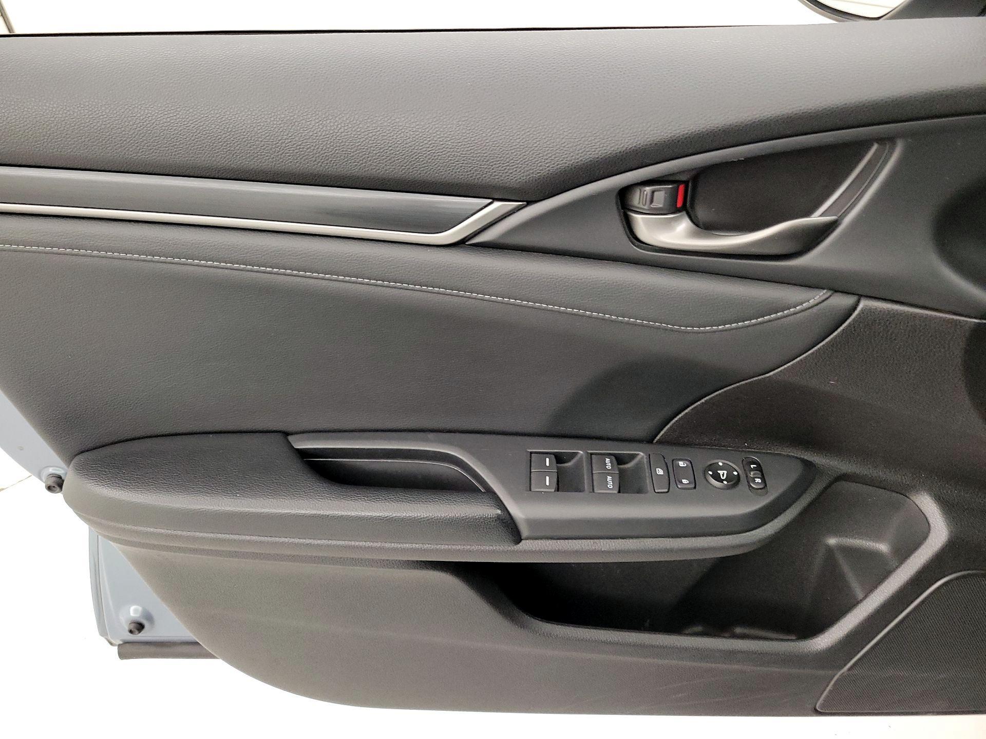 Thumbnail: 2020 Honda Civic - 12