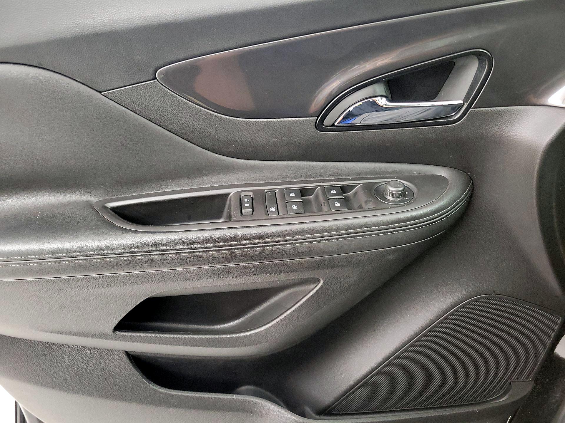 Thumbnail: 2018 Buick Encore - 12