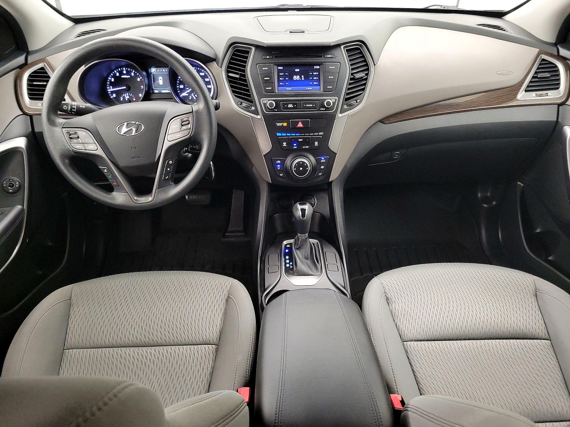 Thumbnail: 2018 Hyundai Santa Fe - 9