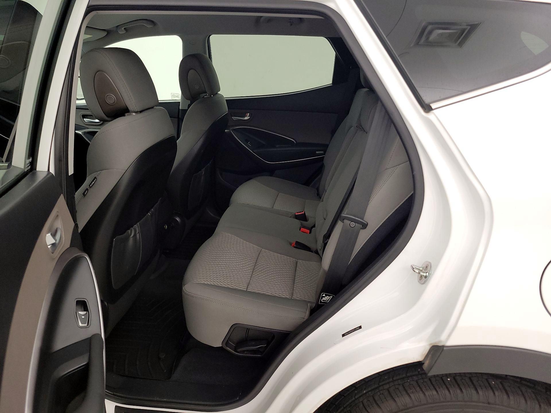 Thumbnail: 2018 Hyundai Santa Fe - 19