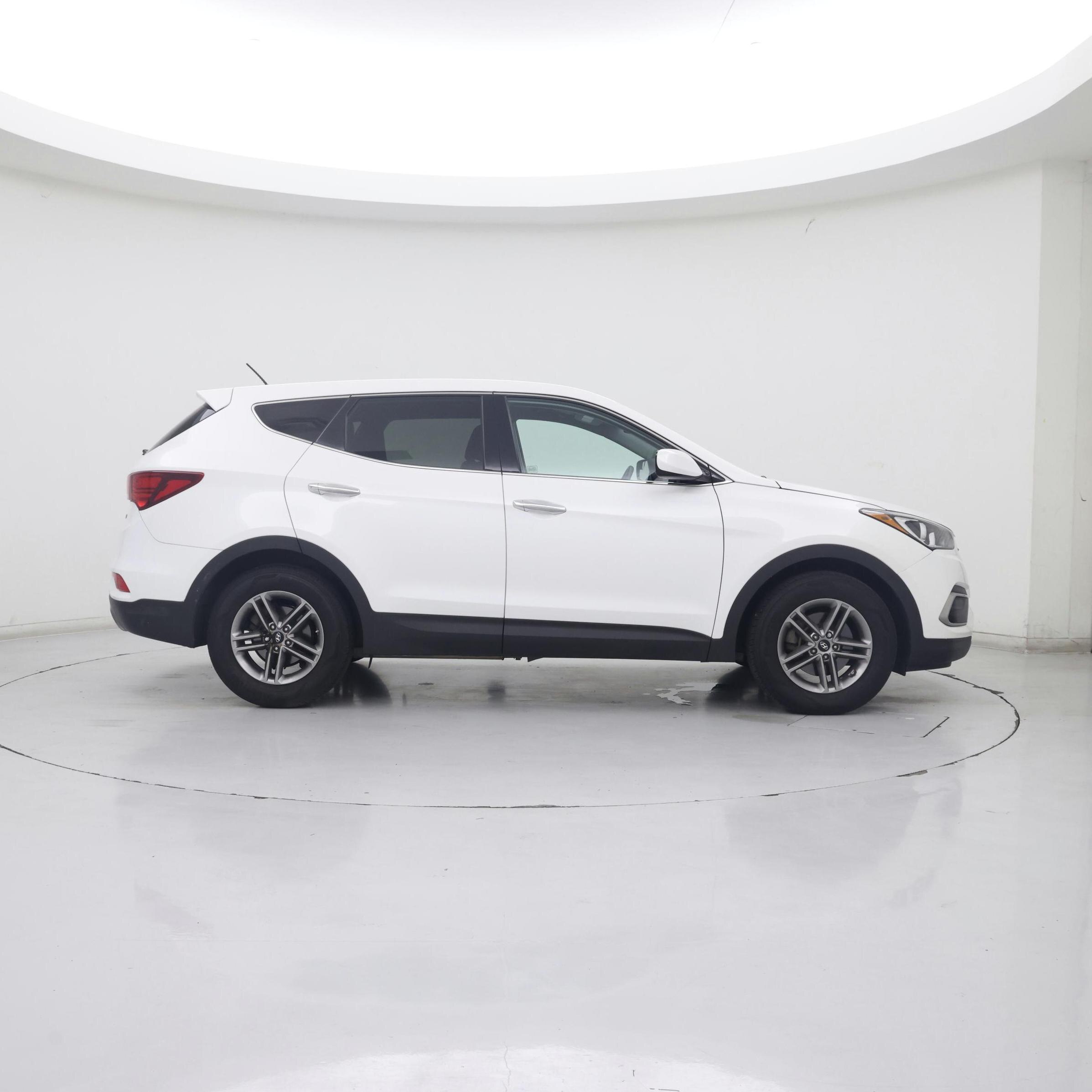 Thumbnail: 2018 Hyundai Santa Fe - 7