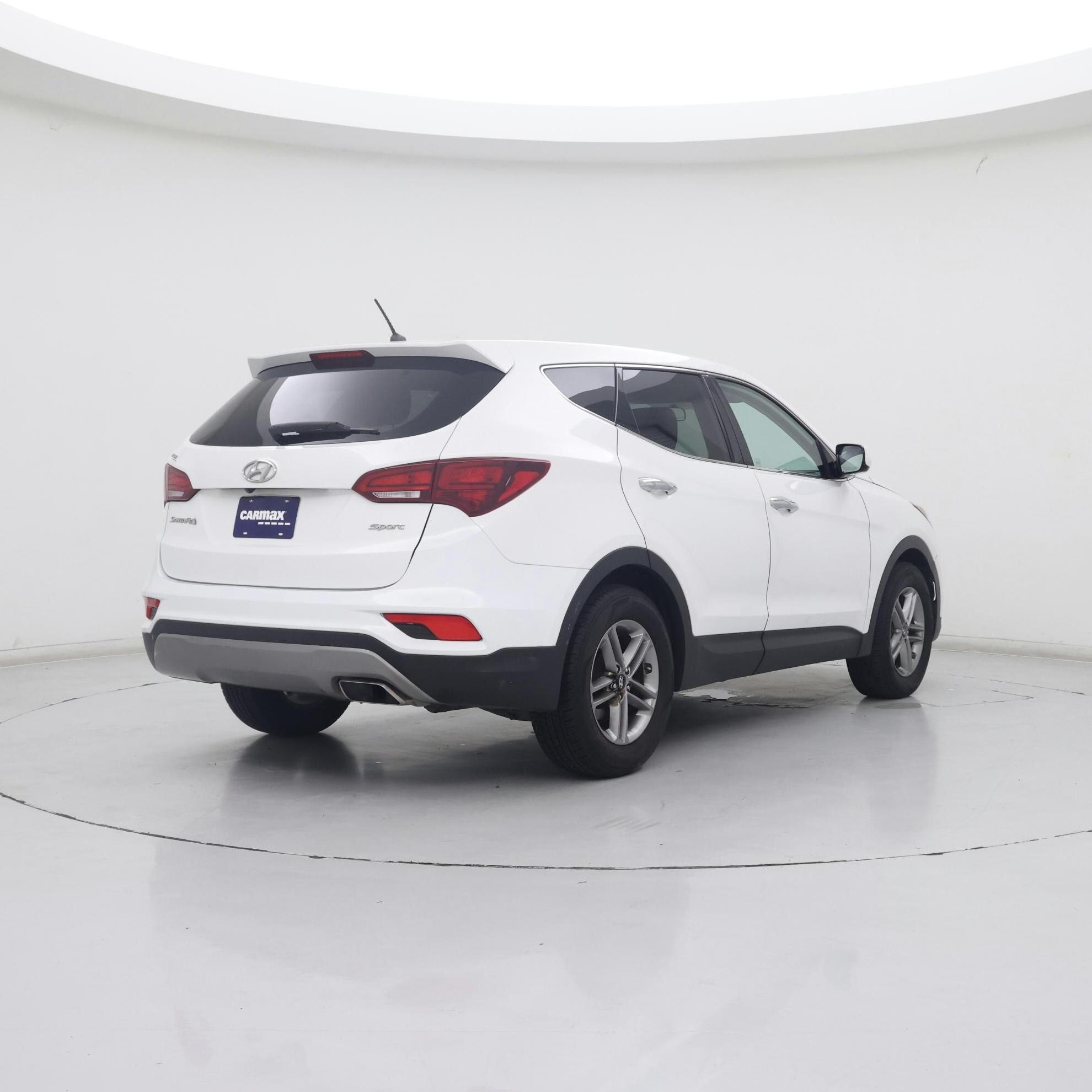 Thumbnail: 2018 Hyundai Santa Fe - 8