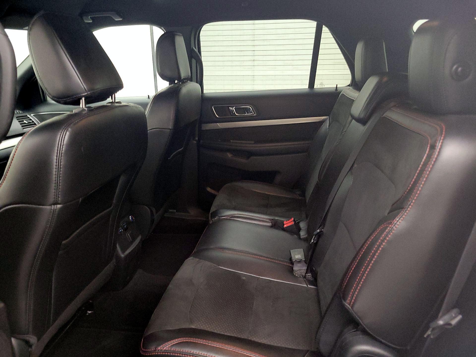 Thumbnail: 2018 Ford Explorer - 20