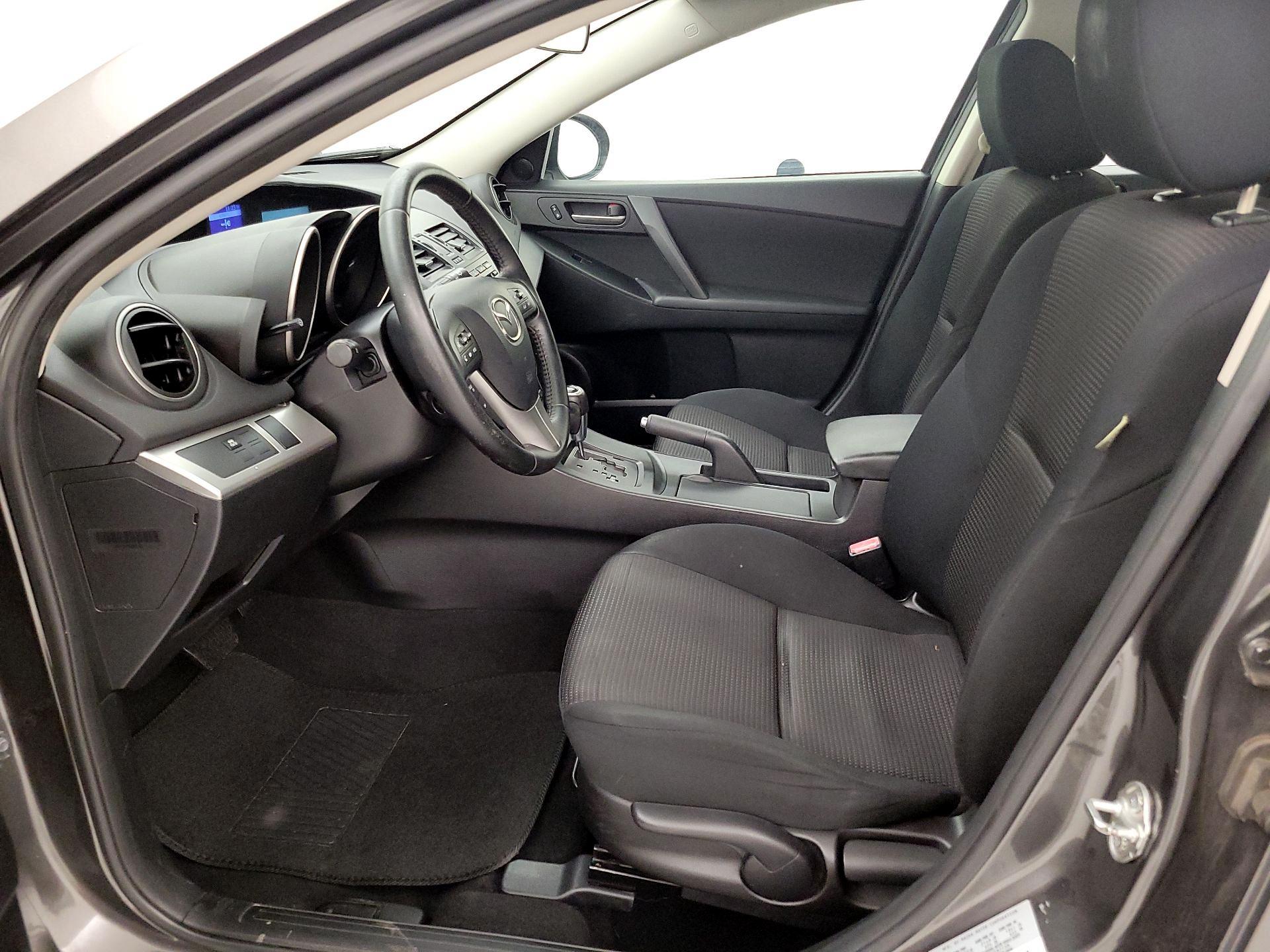 Thumbnail: 2013 Mazda Mazda3 - 11