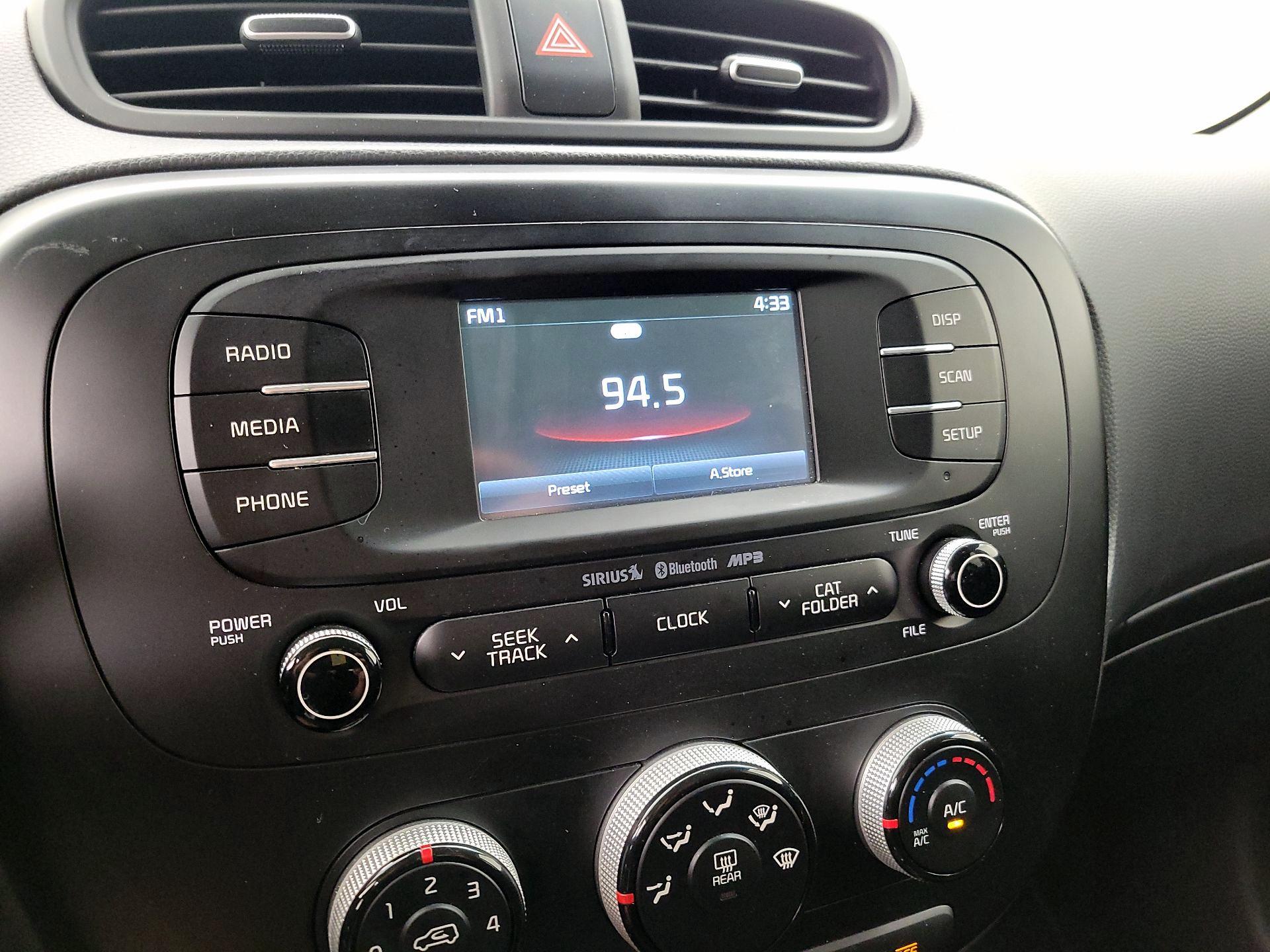 Thumbnail: 2016 Kia Soul - 15