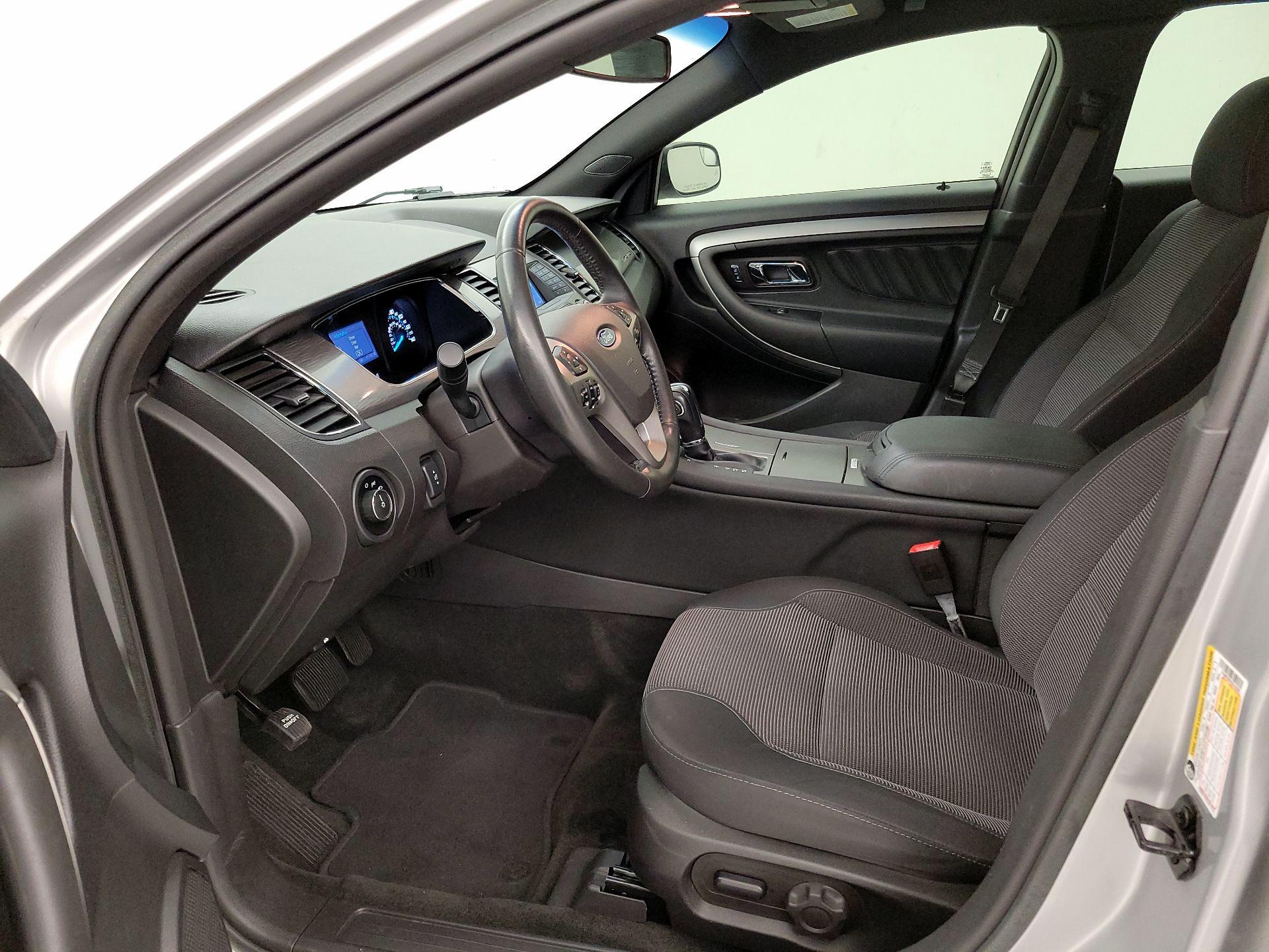 Thumbnail: 2016 Ford Taurus - 11