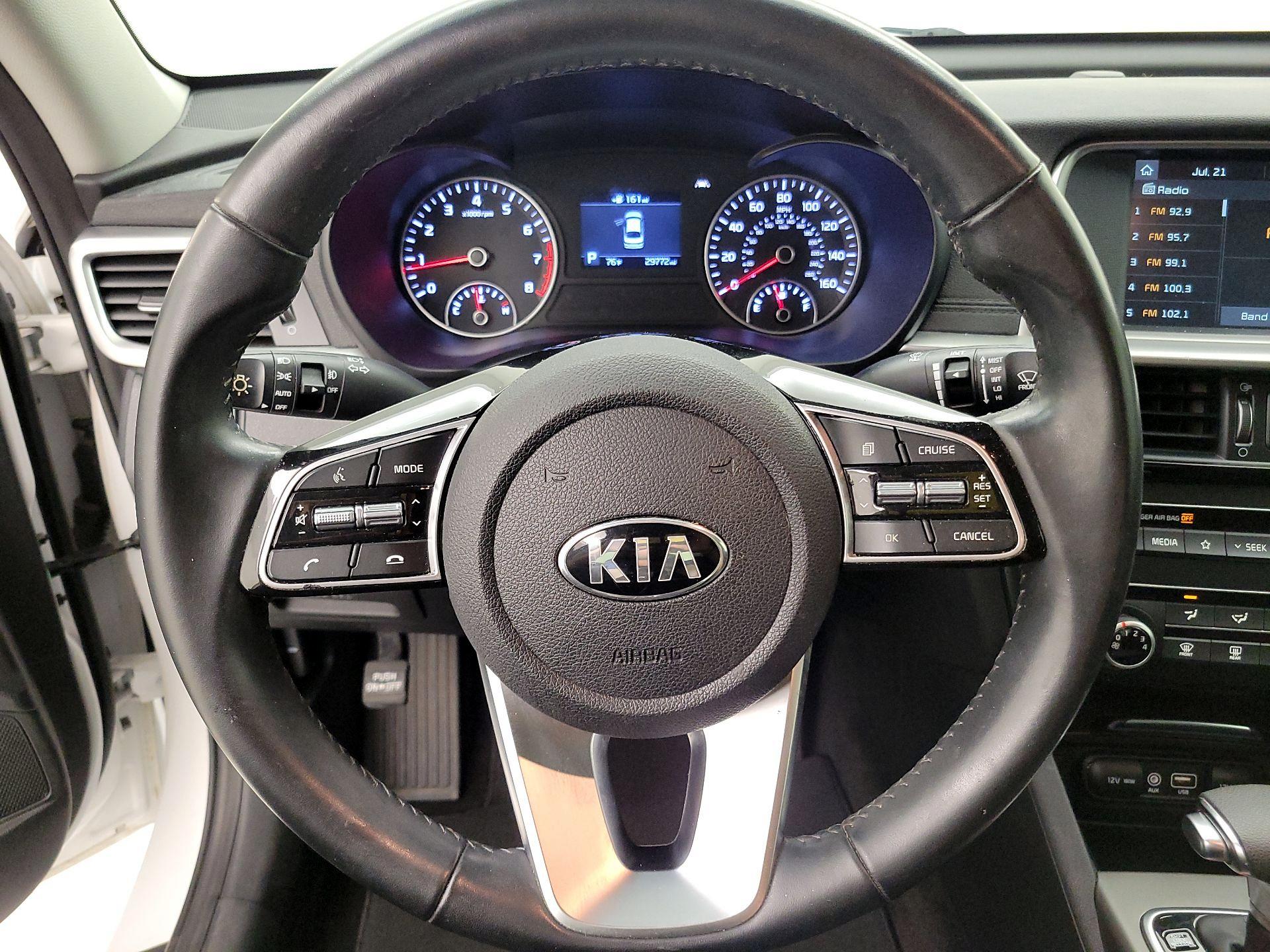 Thumbnail: 2020 Kia Optima - 10