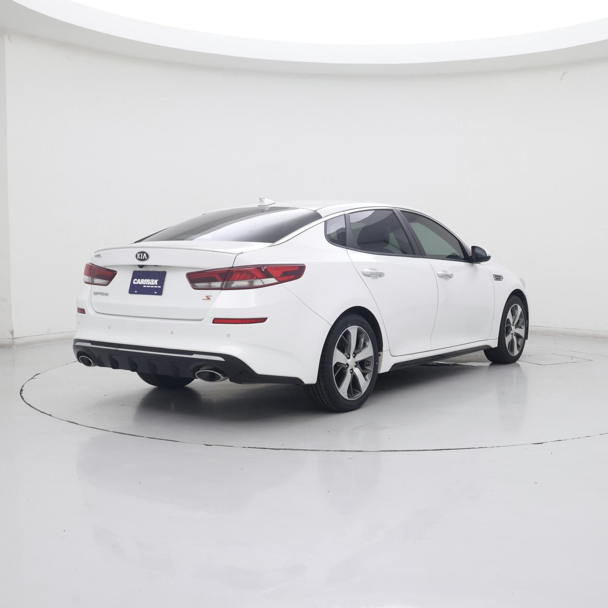 Thumbnail: 2020 Kia Optima - 8