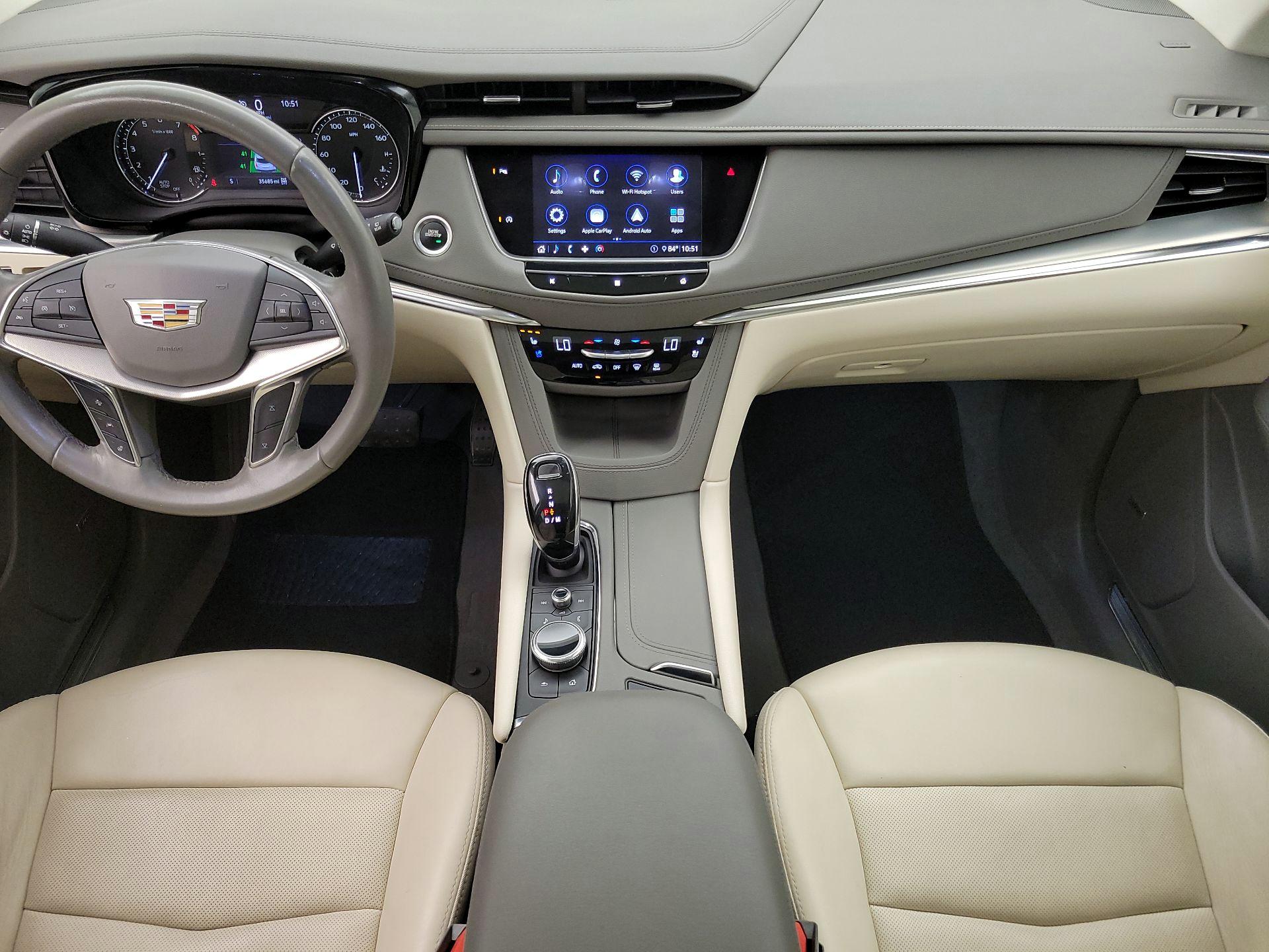 Thumbnail: 2020 Cadillac XT5 - 9