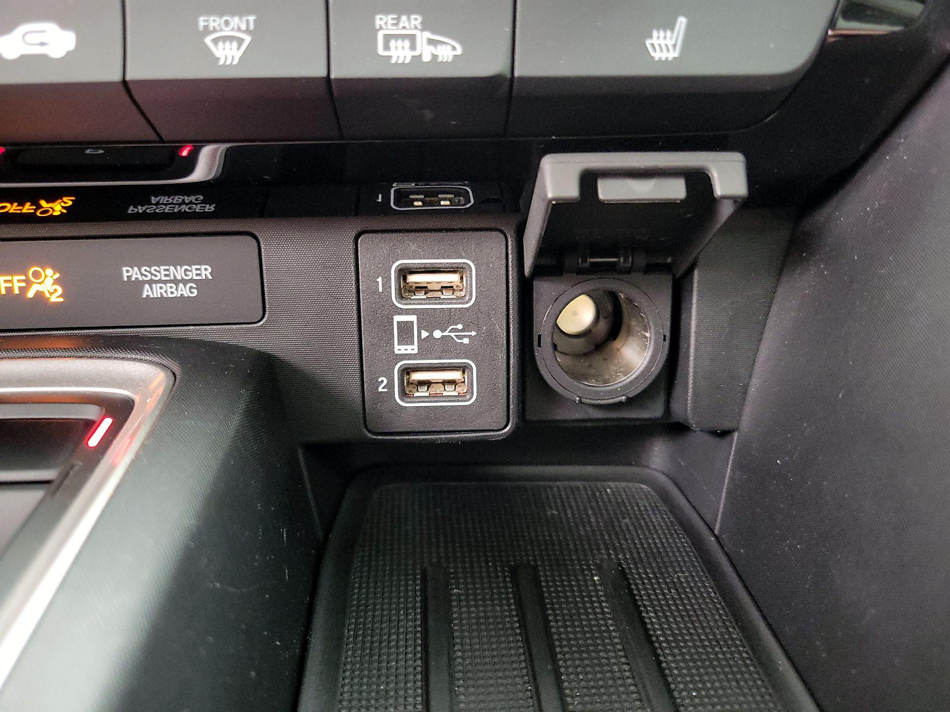 Thumbnail: 2021 Honda Insight - 19