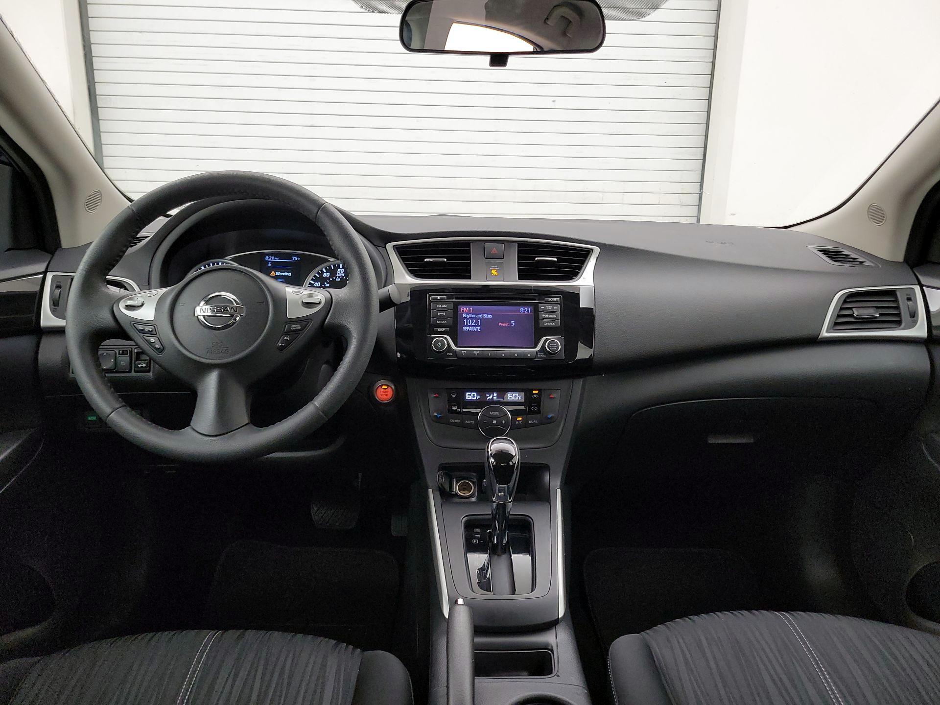 Thumbnail: 2018 Nissan Sentra - 9