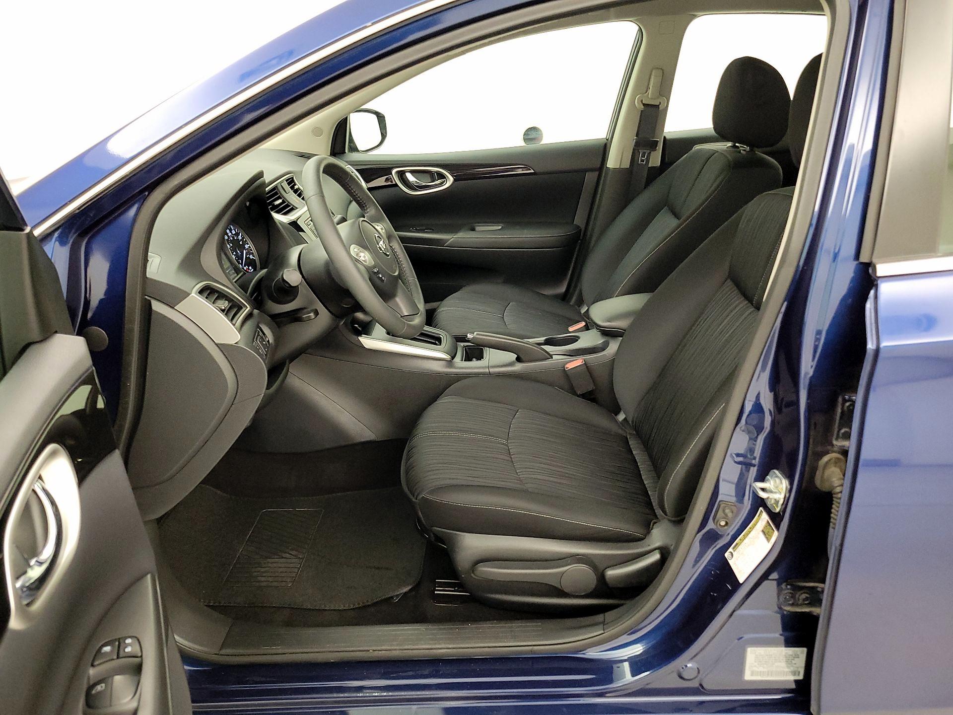 Thumbnail: 2018 Nissan Sentra - 11