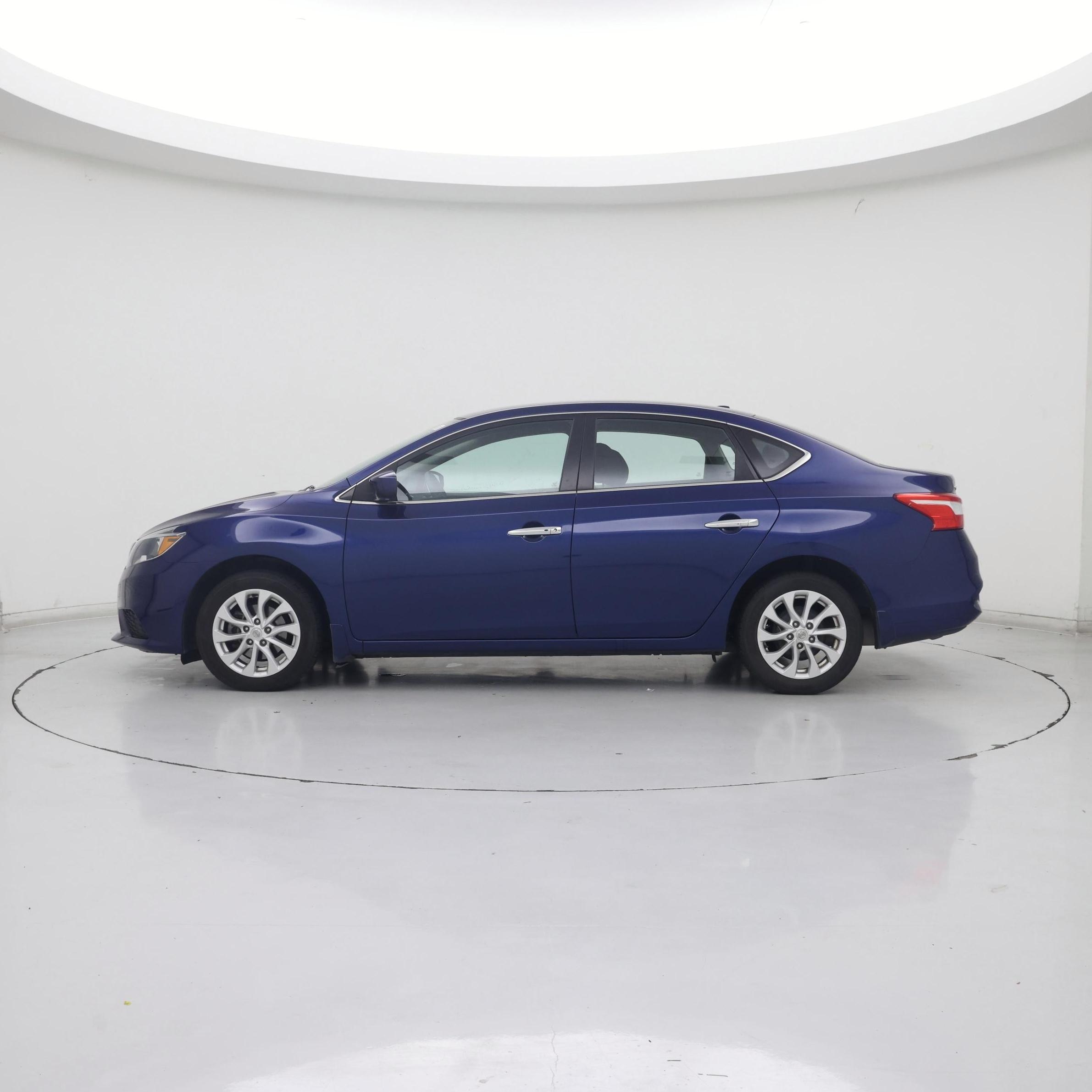 Thumbnail: 2018 Nissan Sentra - 3