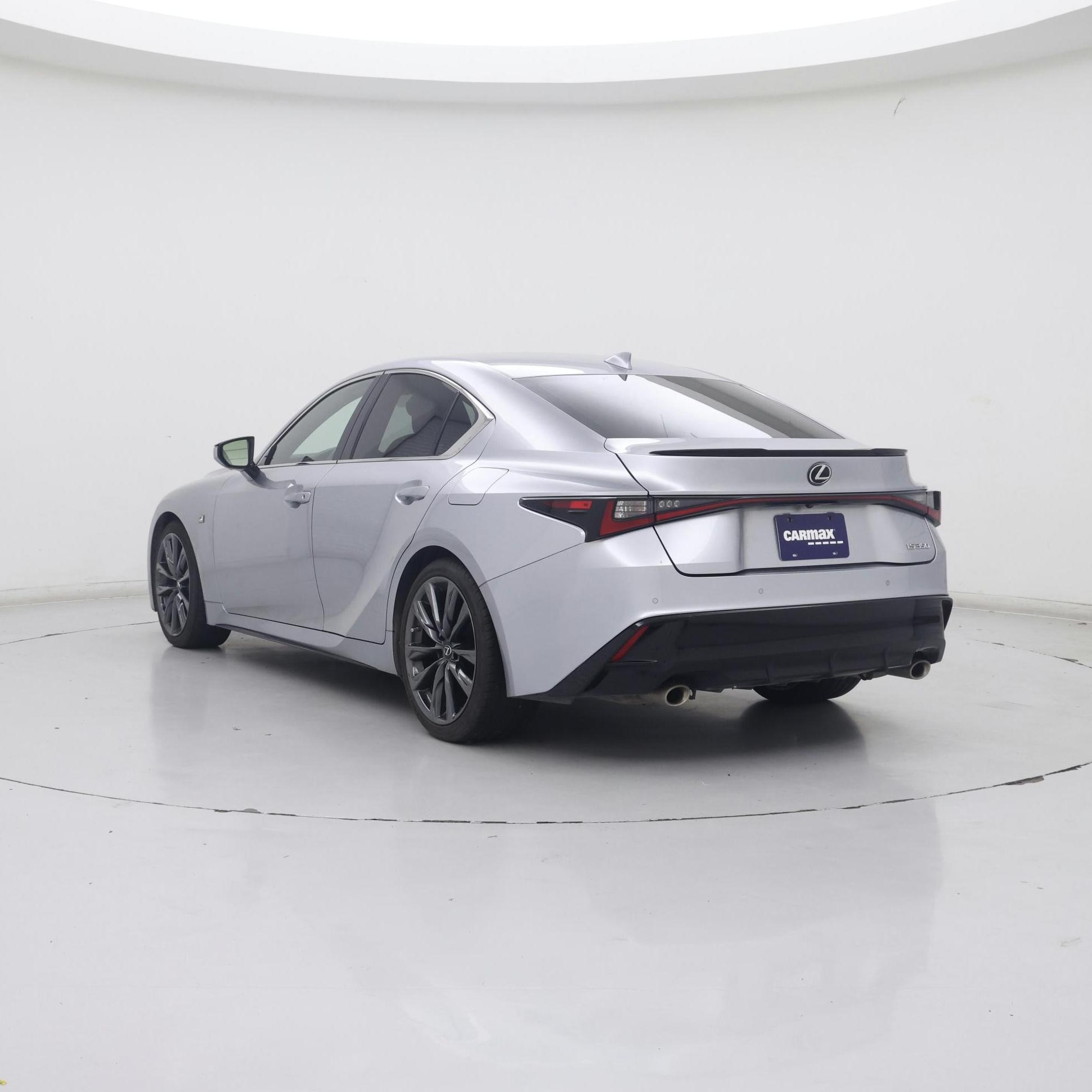 Thumbnail: 2022 Lexus IS - 2