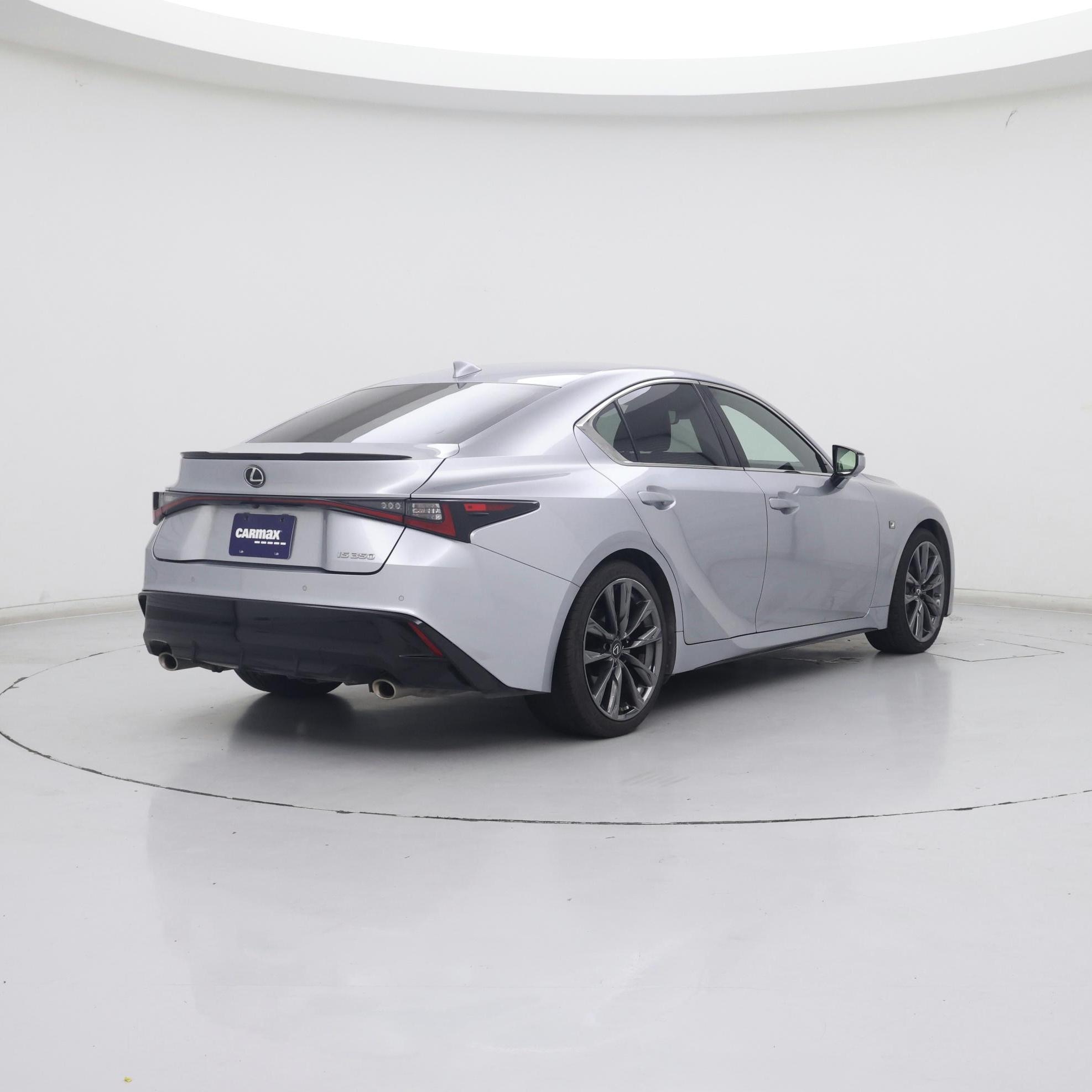 Thumbnail: 2022 Lexus IS - 8