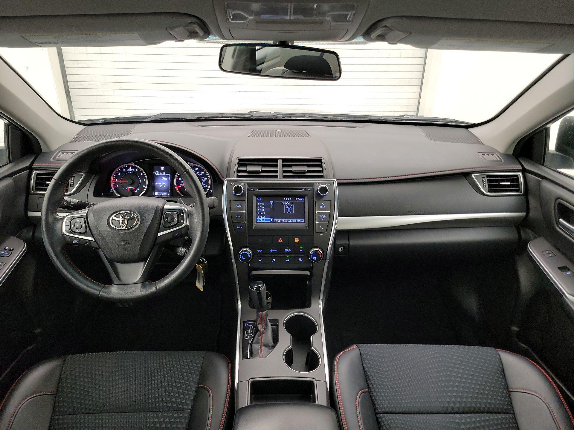 Thumbnail: 2015 Toyota Camry - 9